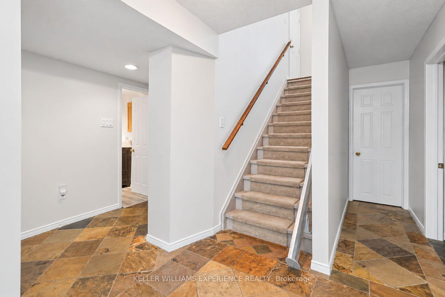 Photo 30 of 25 Nicholson Drive, Barrie, Ardagh — HOMEH