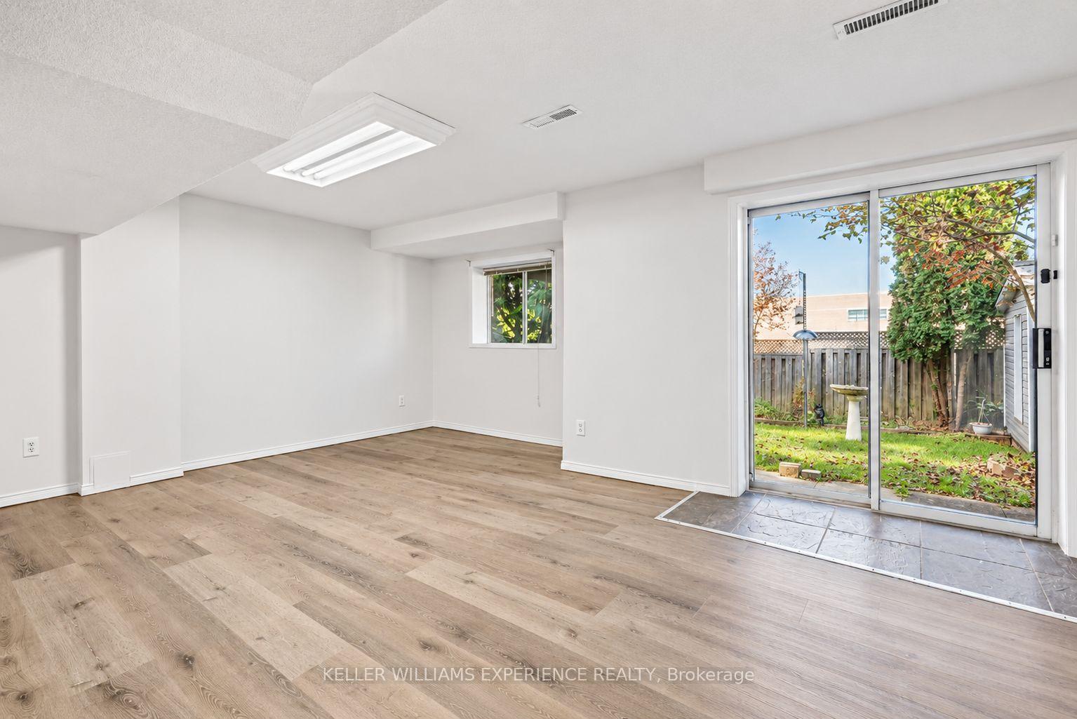 Photo 39 of 25 Nicholson Drive, Barrie, Ardagh — HOMEH