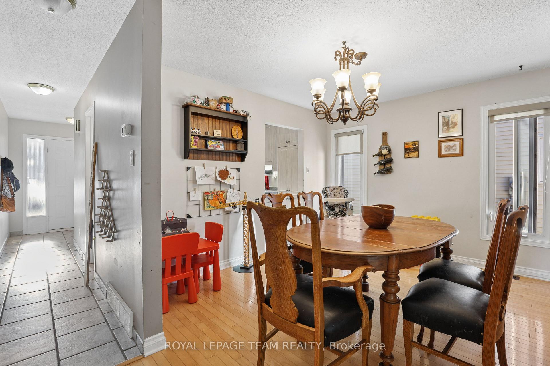 Photo 14 of 1133 St Emmanuel Terrace, Ottawa, Convent Glen North — HOMEH