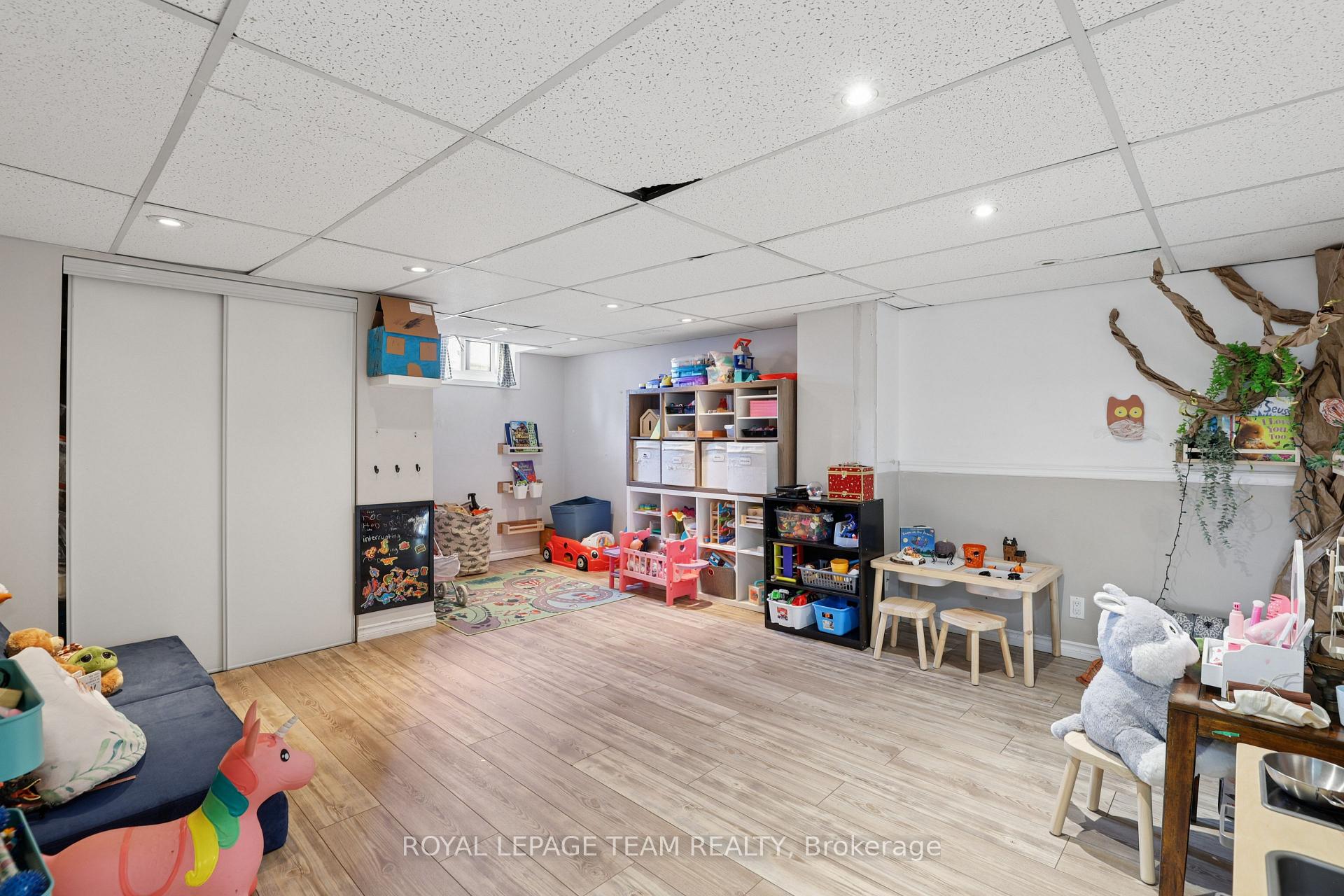 Photo 23 of 1133 St Emmanuel Terrace, Ottawa, Convent Glen North — HOMEH