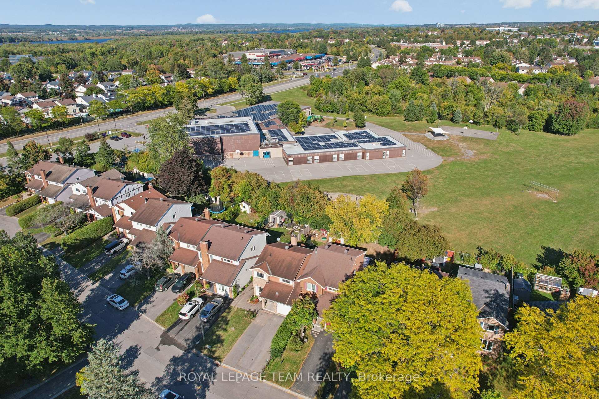 Photo 33 of 1133 St Emmanuel Terrace, Ottawa, Convent Glen North — HOMEH