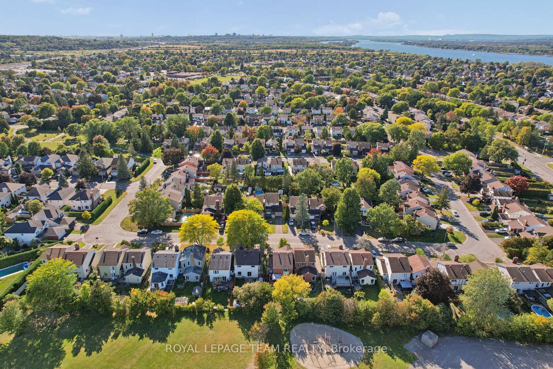 Photo 38 of 1133 St Emmanuel Terrace, Ottawa, Convent Glen North — HOMEH