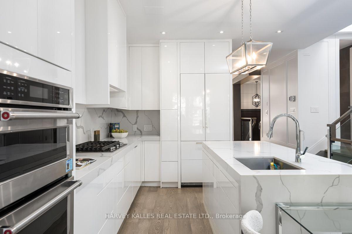 Photo 4 of 326 St. Clements Avenue, Toronto, Lawrence Park South — HOMEH