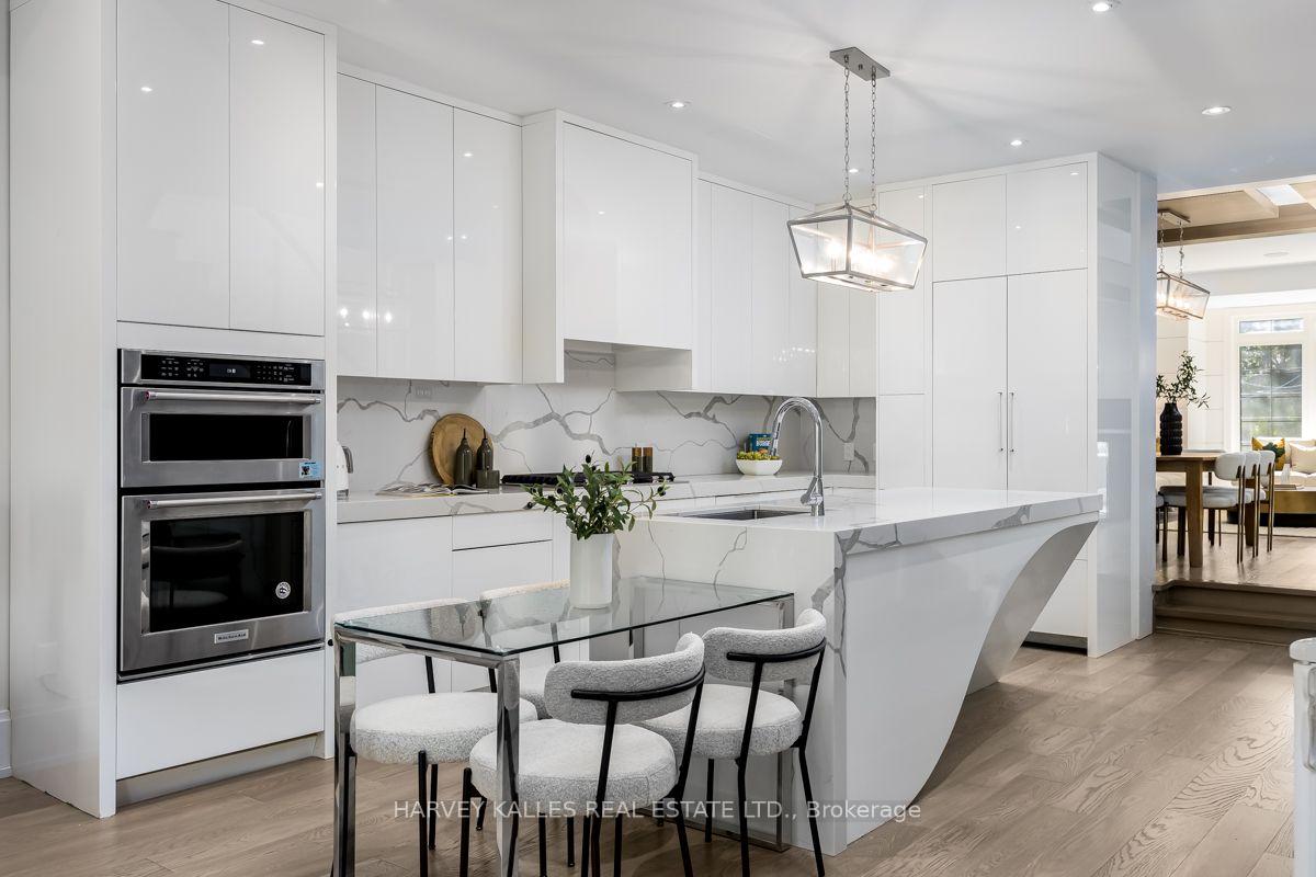 Photo 5 of 326 St. Clements Avenue, Toronto, Lawrence Park South — HOMEH