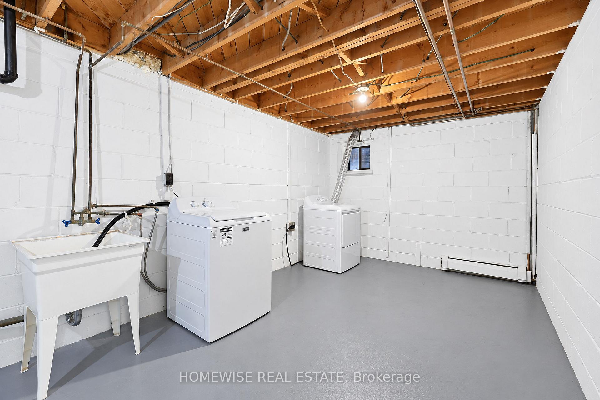 Photo 29 of Unit 22, 35 Swordbill Drive, Etobicoke, Edenbridge-Humber Valley — HOMEH