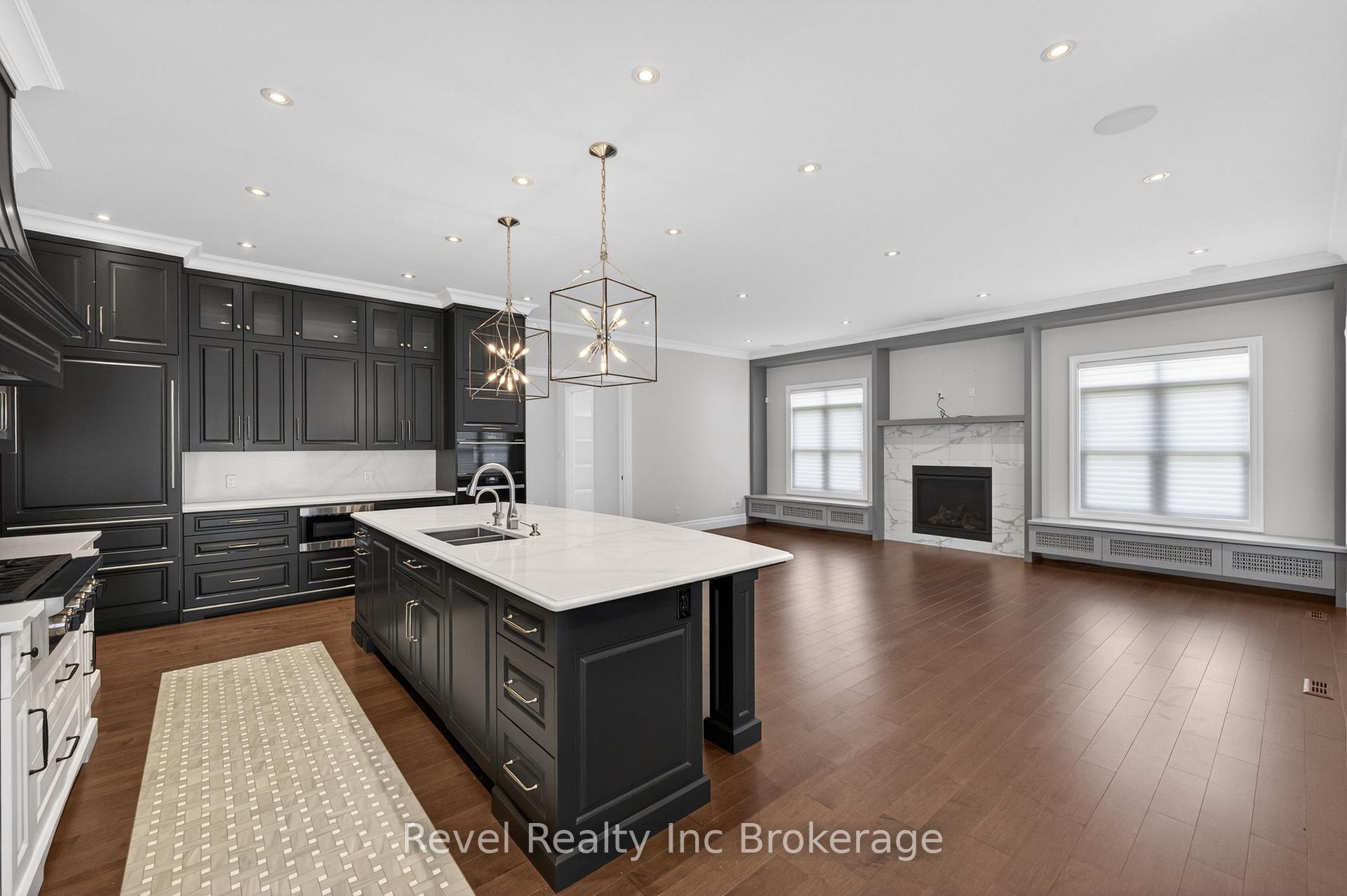 Photo 13 of 241 Tamarack Boulevard, Woodstock, Woodstock - North — HOMEH