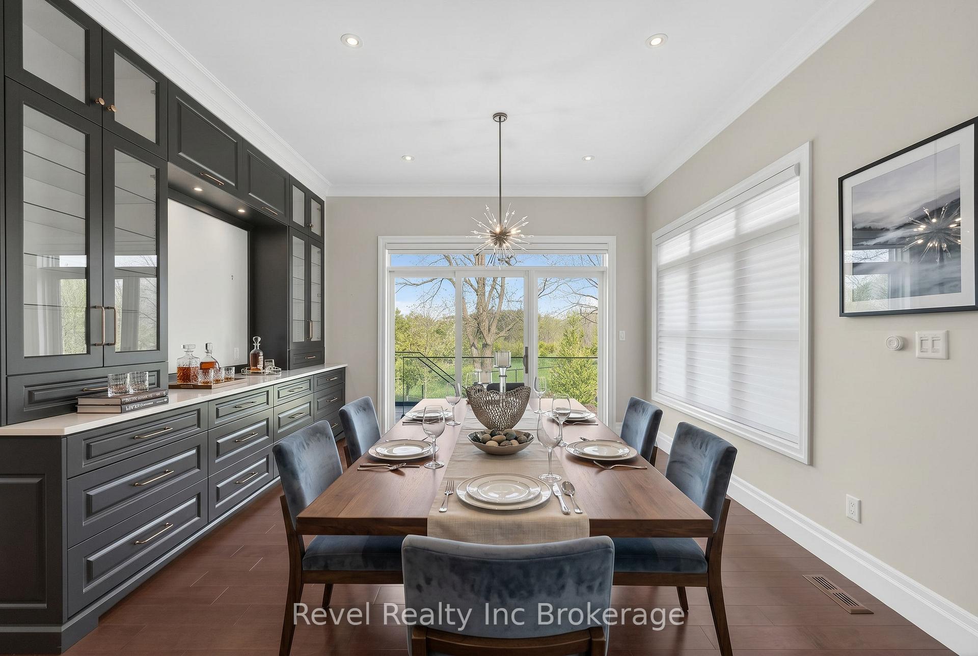 Photo 14 of 241 Tamarack Boulevard, Woodstock, Woodstock - North — HOMEH
