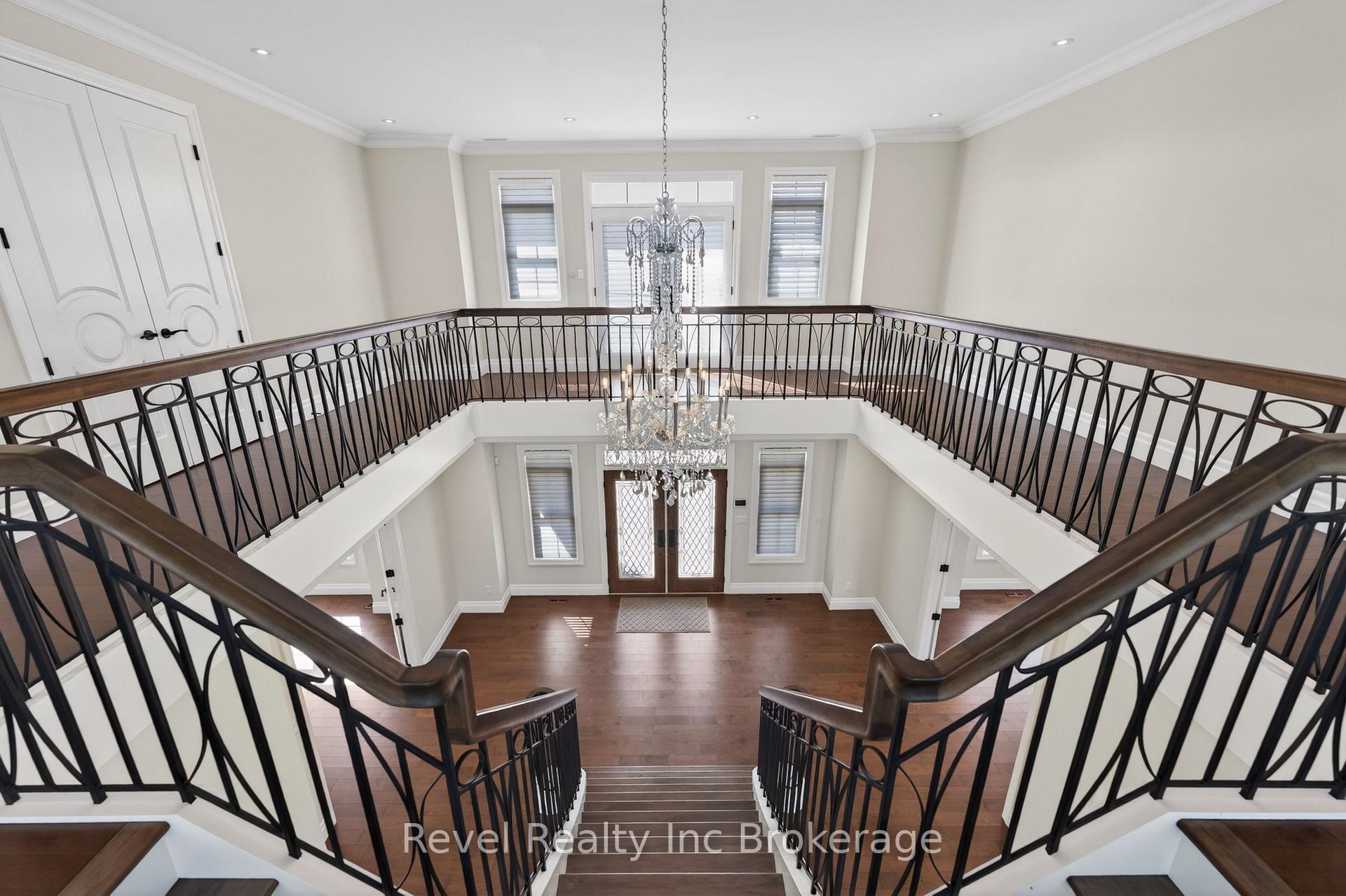 Photo 17 of 241 Tamarack Boulevard, Woodstock, Woodstock - North — HOMEH