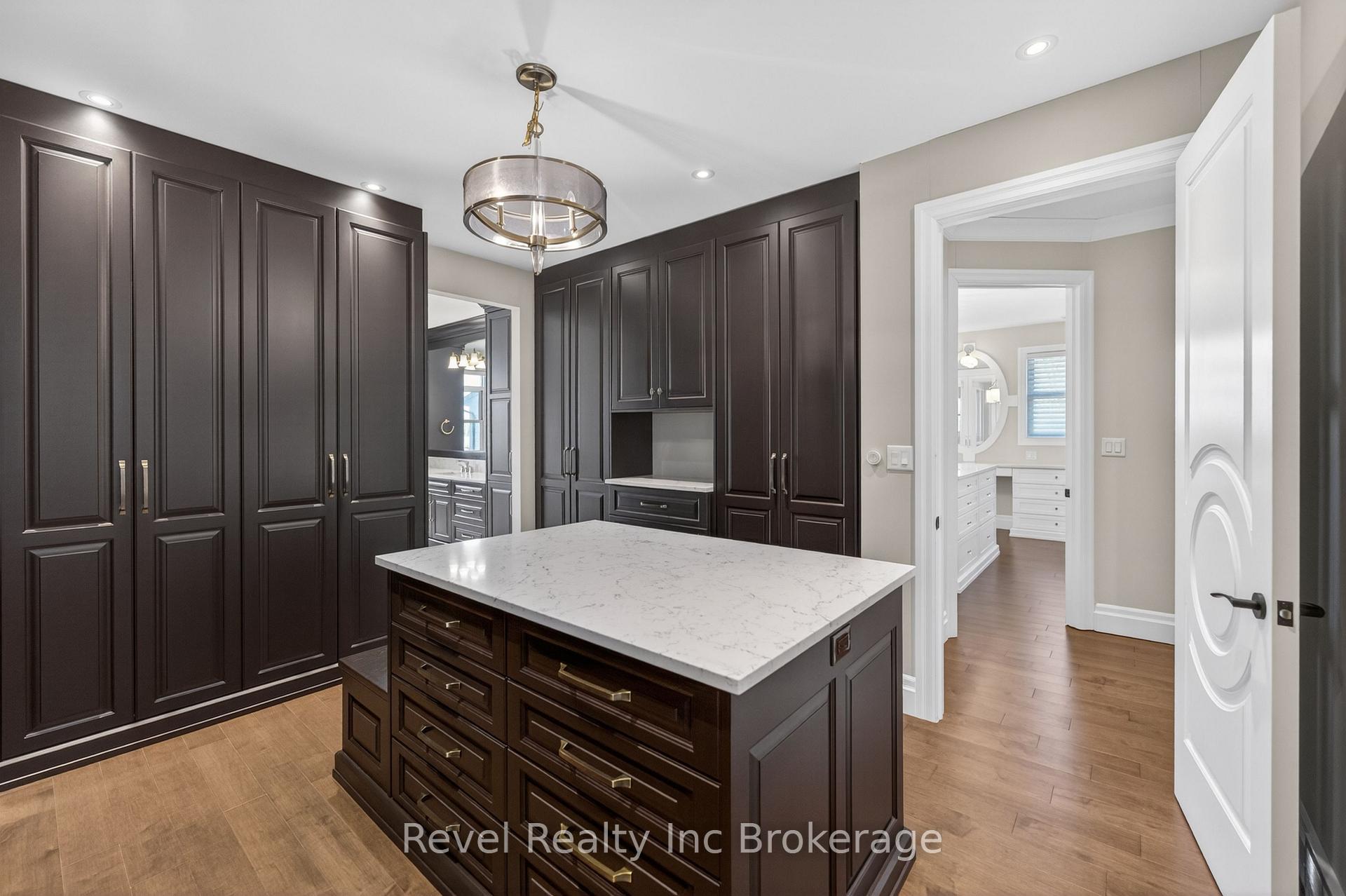 Photo 24 of 241 Tamarack Boulevard, Woodstock, Woodstock - North — HOMEH