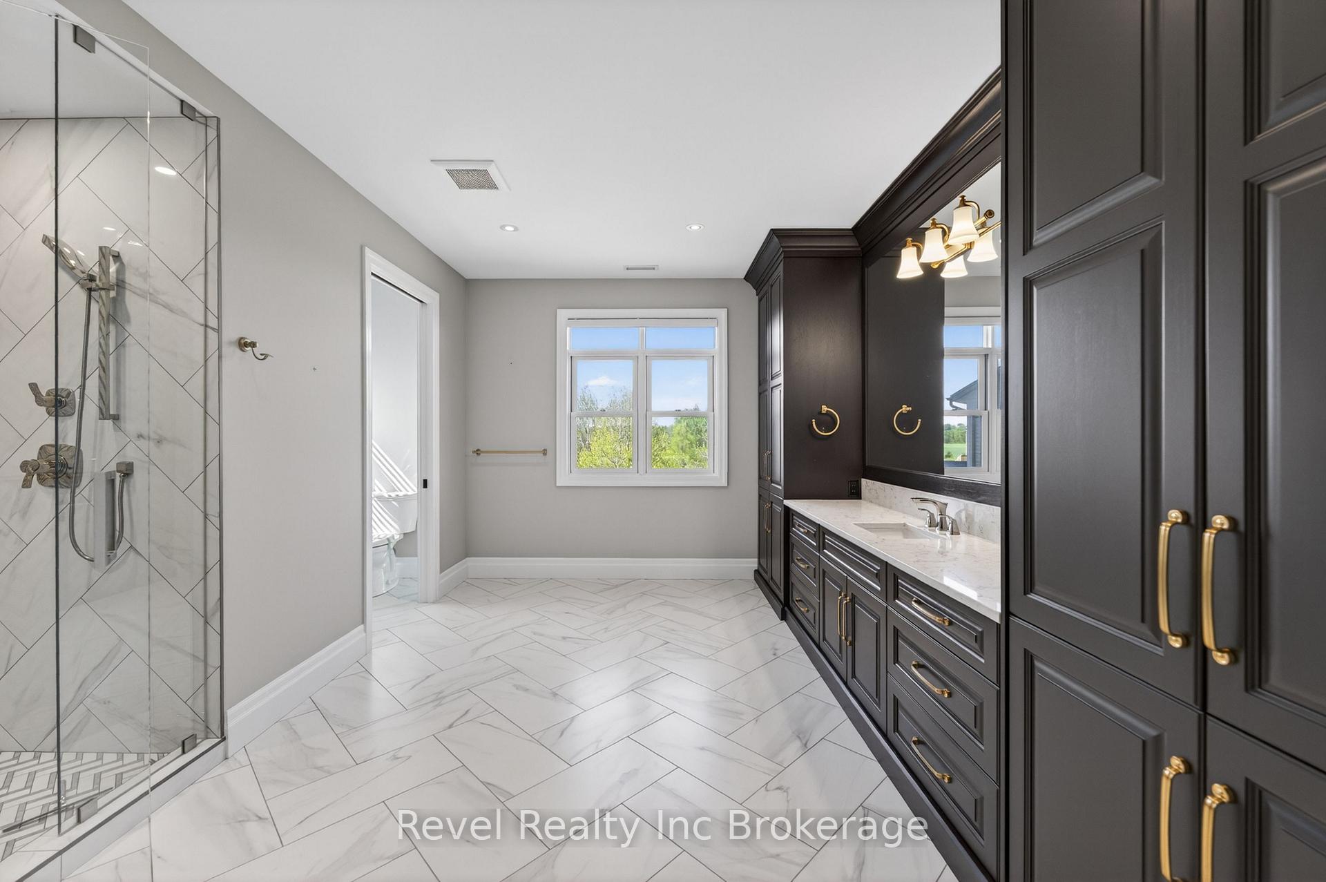 Photo 25 of 241 Tamarack Boulevard, Woodstock, Woodstock - North — HOMEH