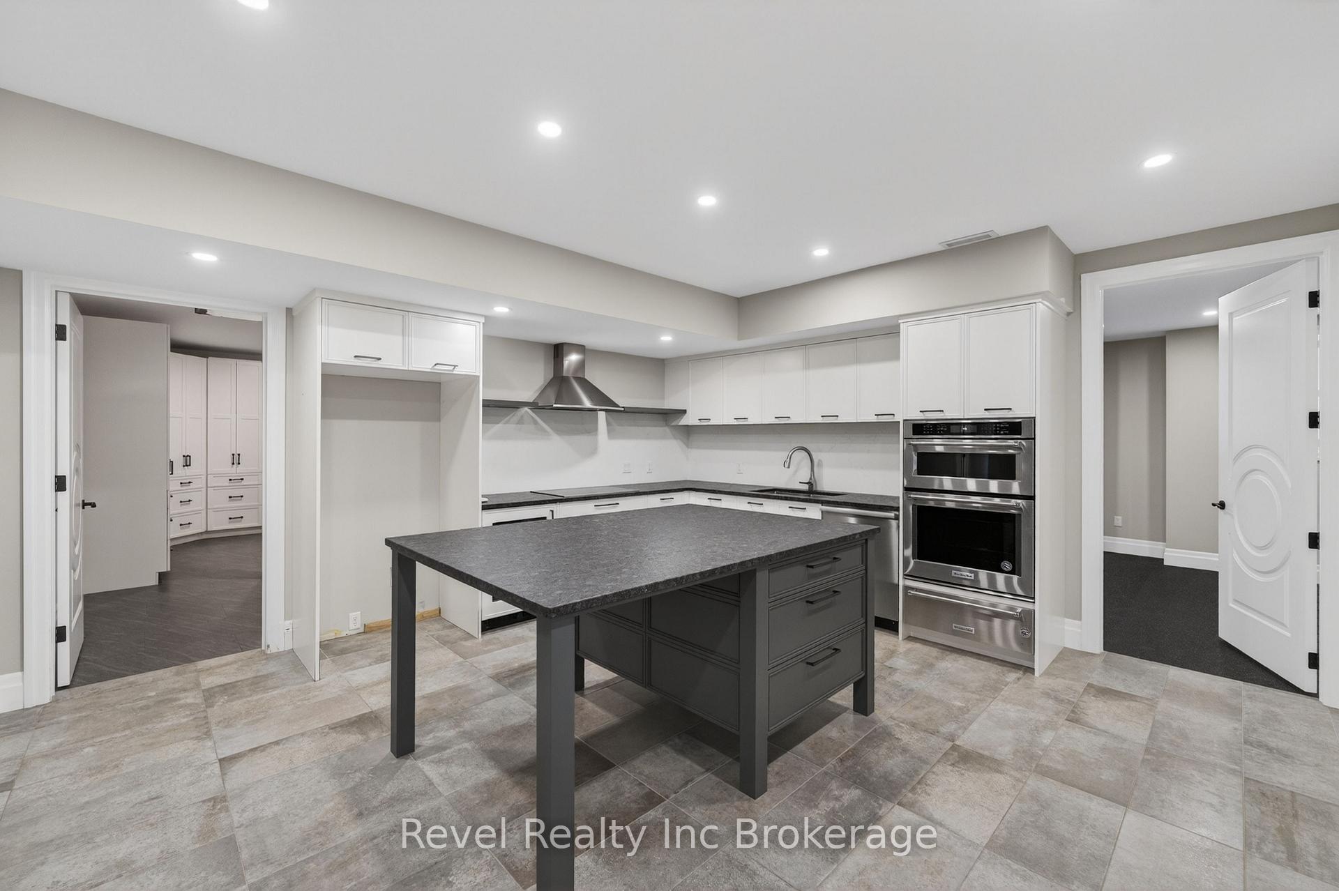Photo 30 of 241 Tamarack Boulevard, Woodstock, Woodstock - North — HOMEH