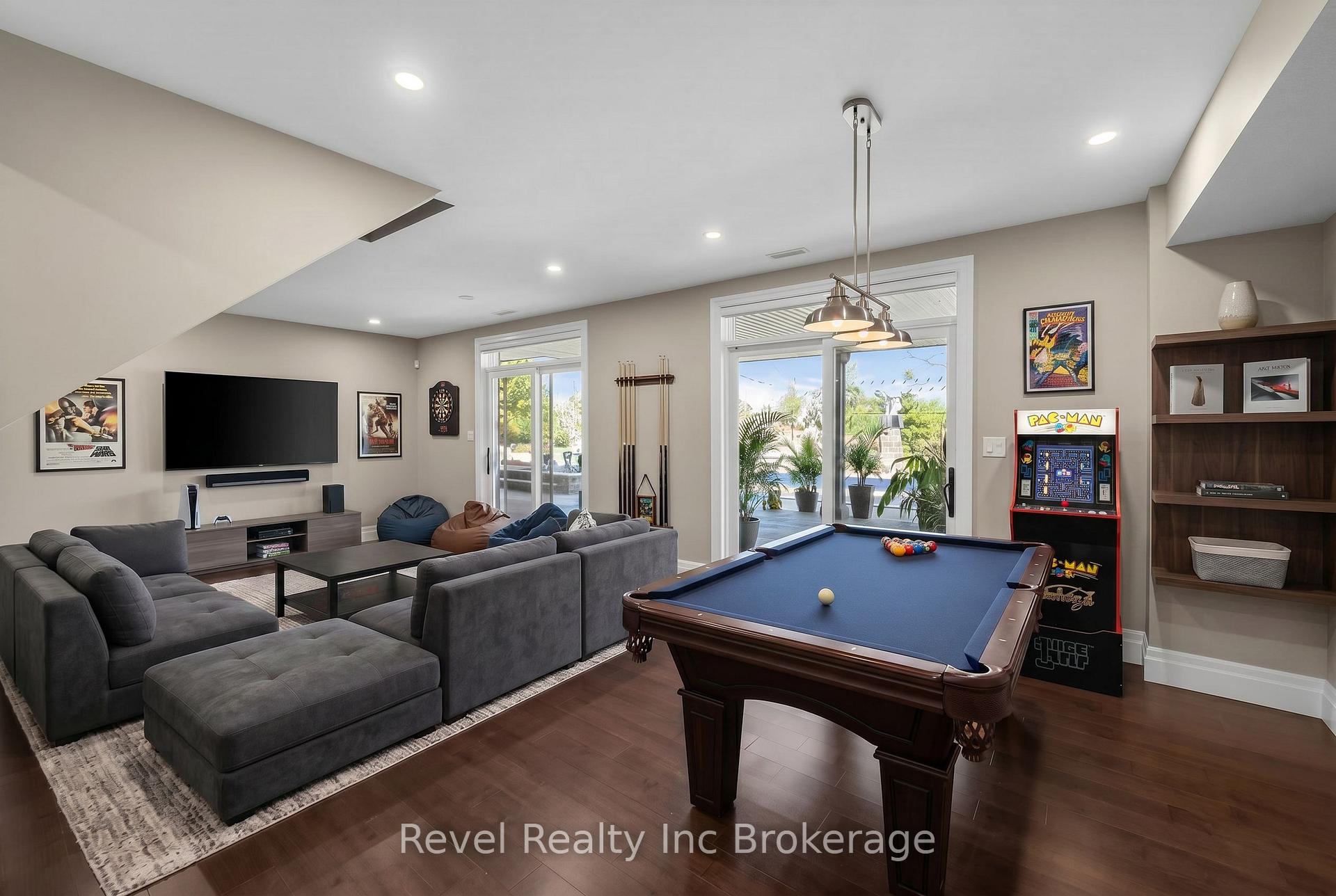 Photo 34 of 241 Tamarack Boulevard, Woodstock, Woodstock - North — HOMEH
