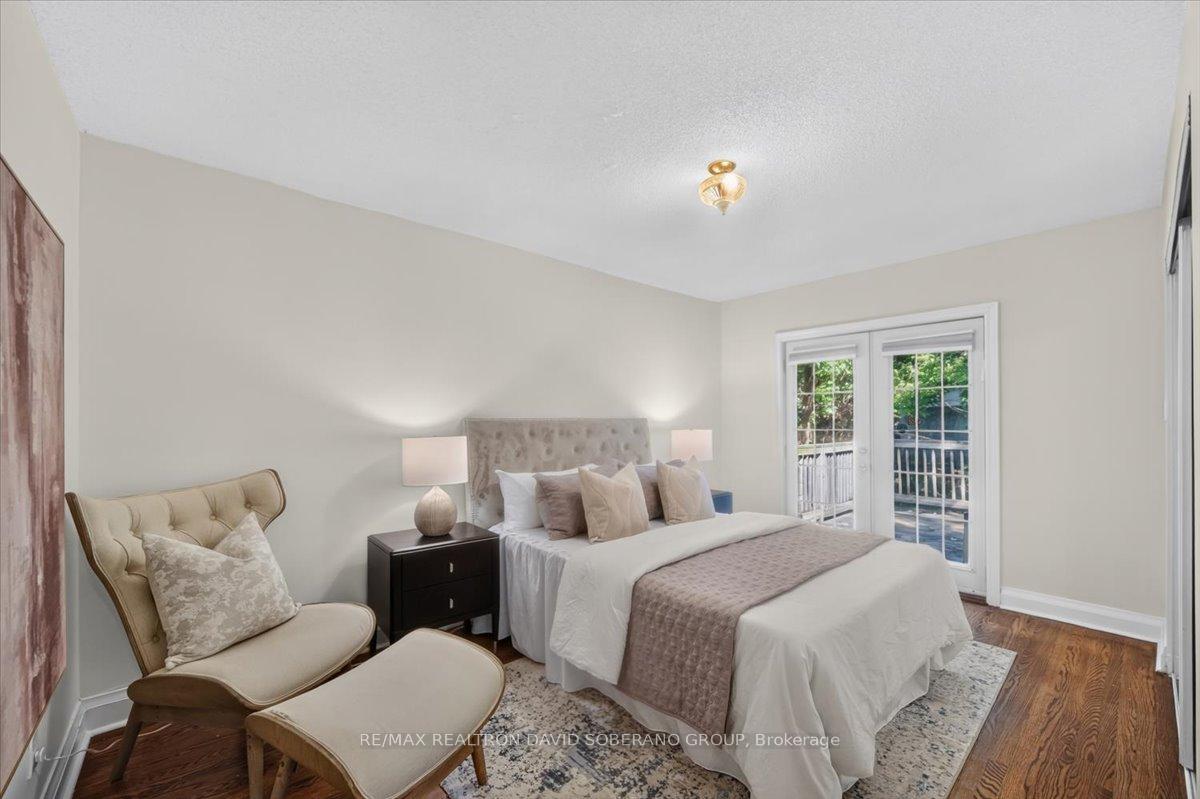 Photo 13 of 122 Mcgillivray Avenue, Toronto, Bedford Park-Nortown — HOMEH