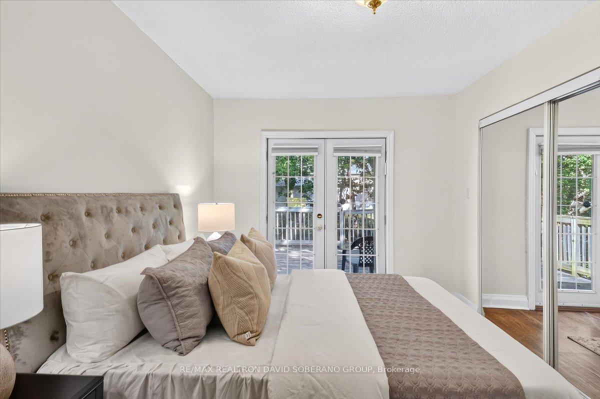 Photo 14 of 122 Mcgillivray Avenue, Toronto, Bedford Park-Nortown — HOMEH