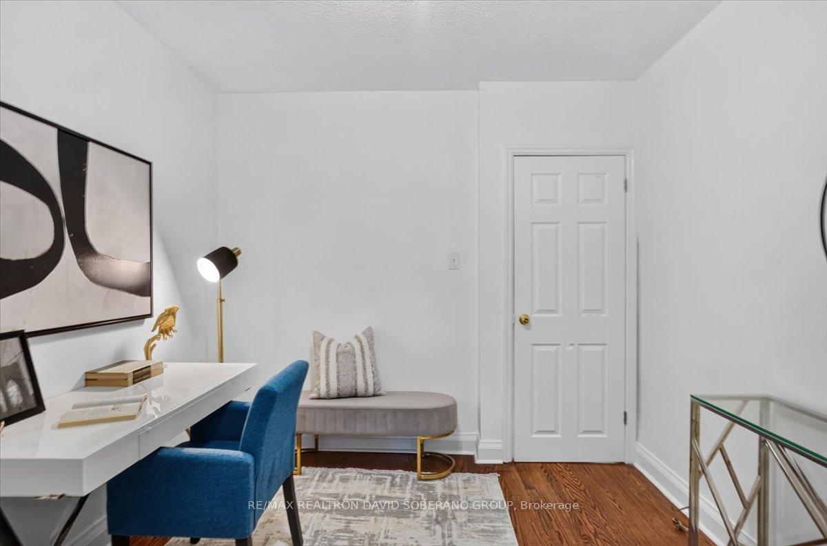Photo 19 of 122 Mcgillivray Avenue, Toronto, Bedford Park-Nortown — HOMEH