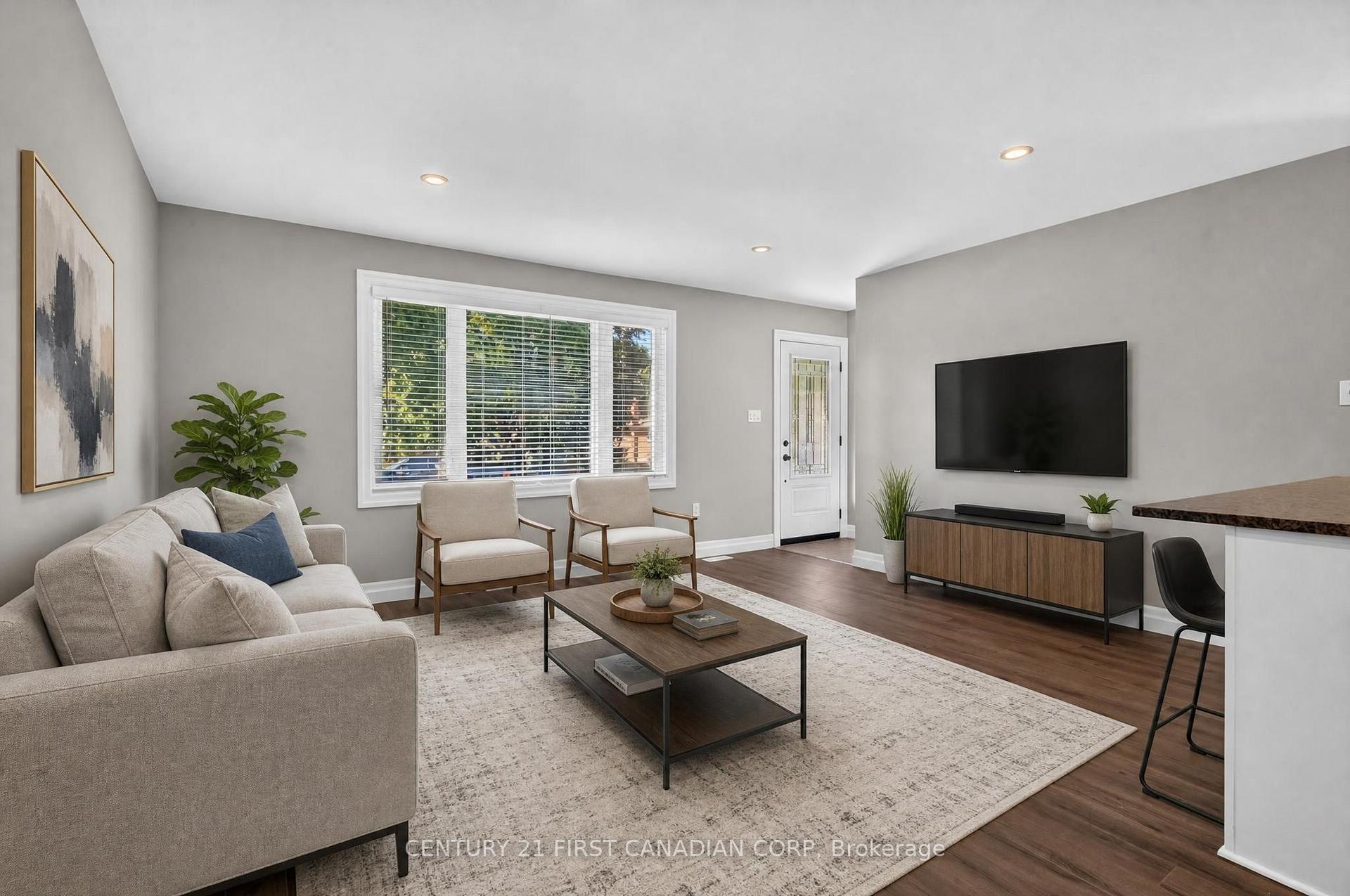 Photo 3 of 86 St Clair Crescent, London, South O — HOMEH