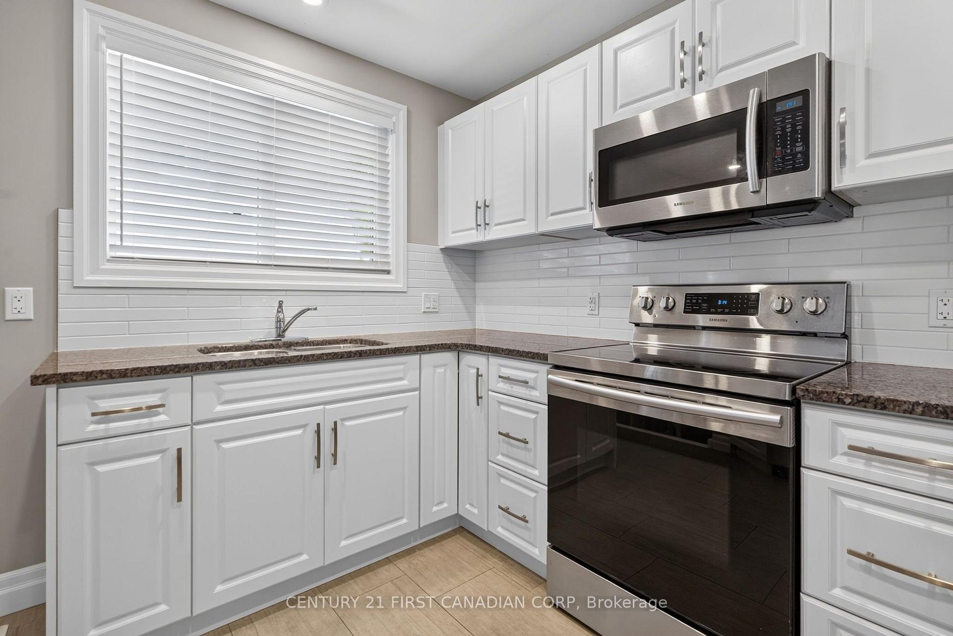 Photo 5 of 86 St Clair Crescent, London, South O — HOMEH