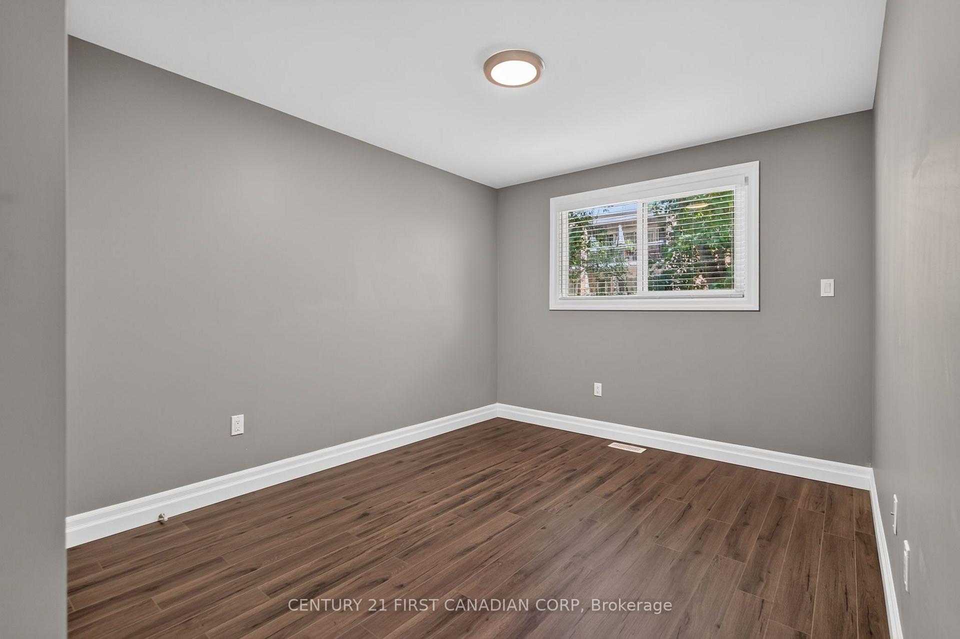 Photo 10 of 86 St Clair Crescent, London, South O — HOMEH