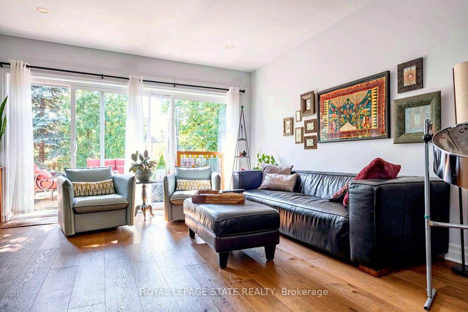 Photo 11 of 208 Cline Avenue N, Hamilton, Westdale — HOMEH