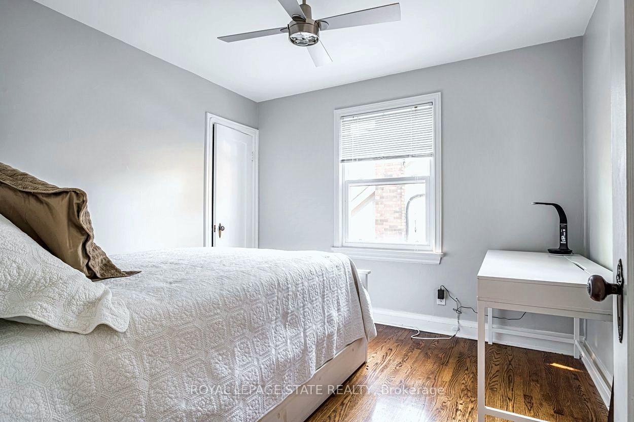 Photo 26 of 208 Cline Avenue N, Hamilton, Westdale — HOMEH