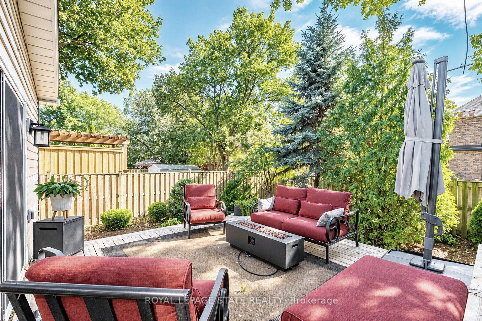 Photo 32 of 208 Cline Avenue N, Hamilton, Westdale — HOMEH