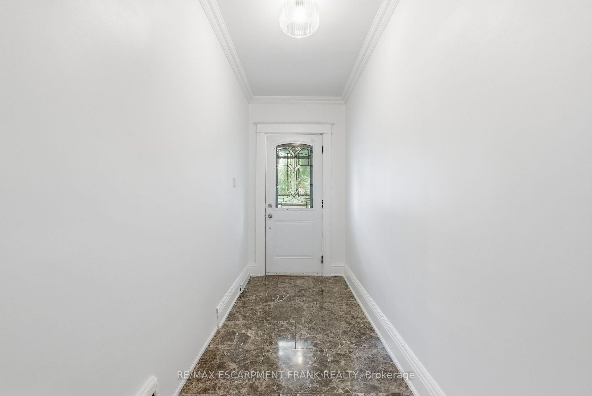 Photo 4 of 78 Beechwood Avenue, Hamilton, Gibson — HOMEH