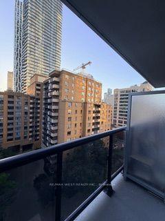 Photo 17 of Unit 806, 77 Mutual Street, Toronto, Church-Yonge Corridor — HOMEH