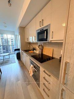 Photo 4 of Unit 806, 77 Mutual Street, Toronto, Church-Yonge Corridor — HOMEH