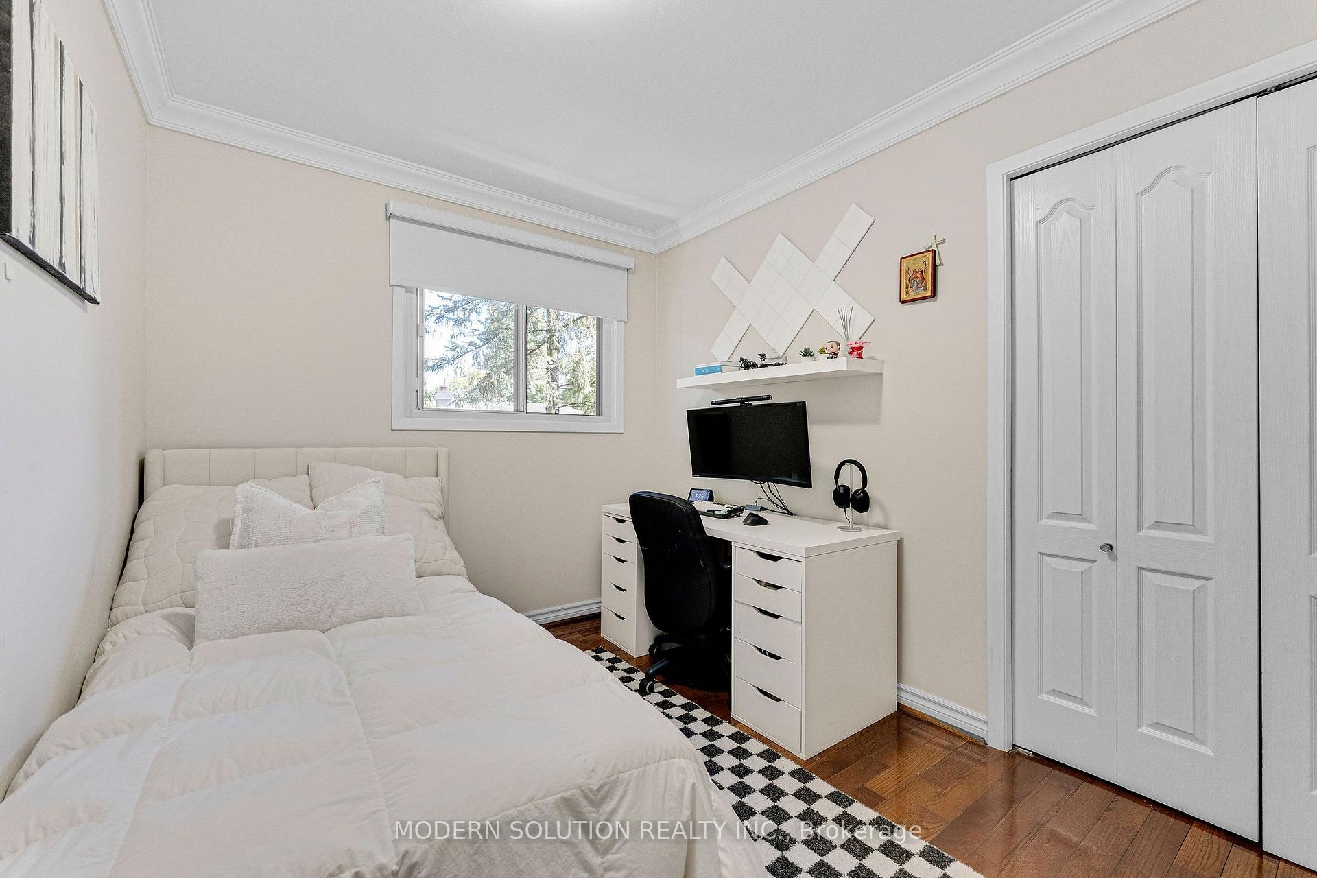 Photo 19 of 2250 Dunedin Road, Oakville, Ford — HOMEH