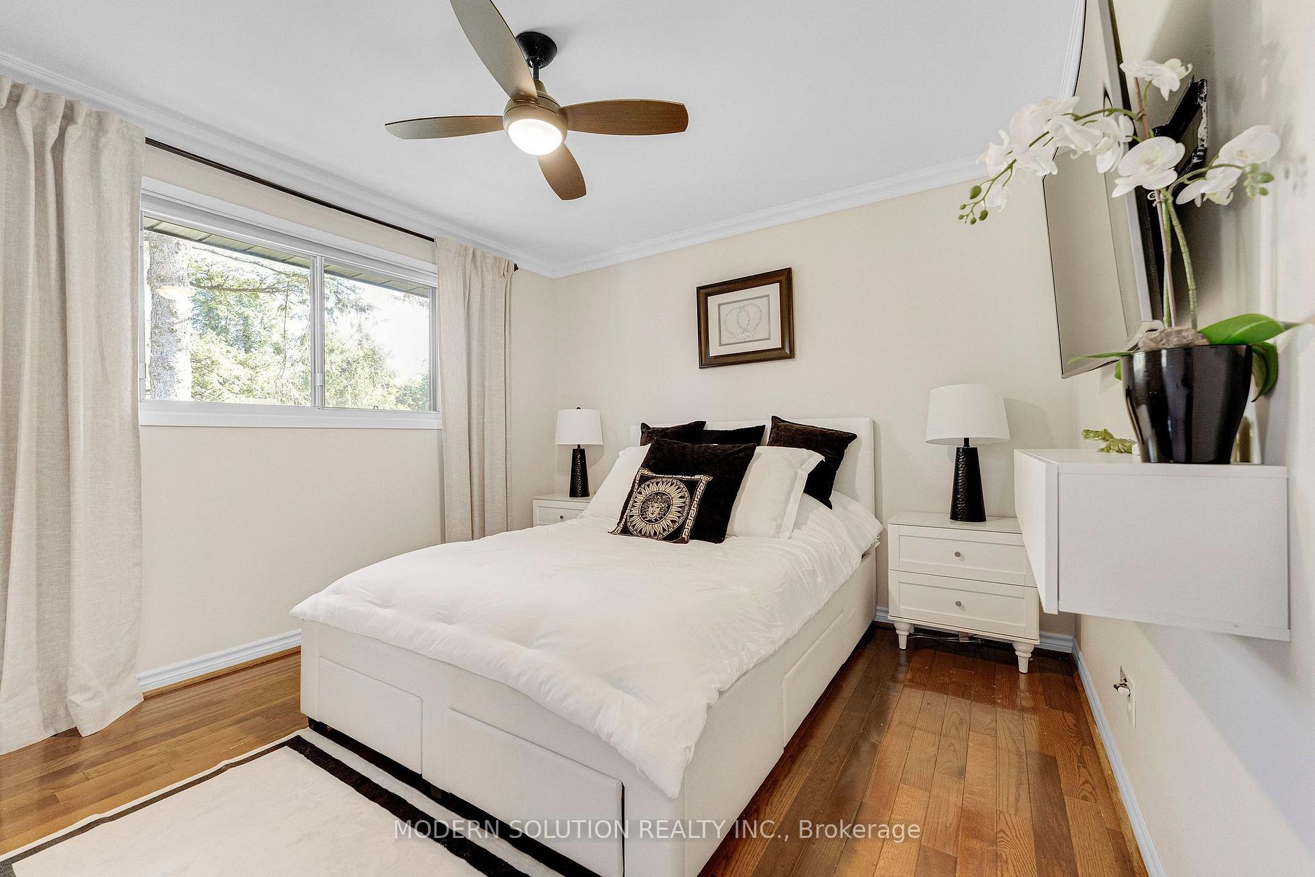 Photo 20 of 2250 Dunedin Road, Oakville, Ford — HOMEH