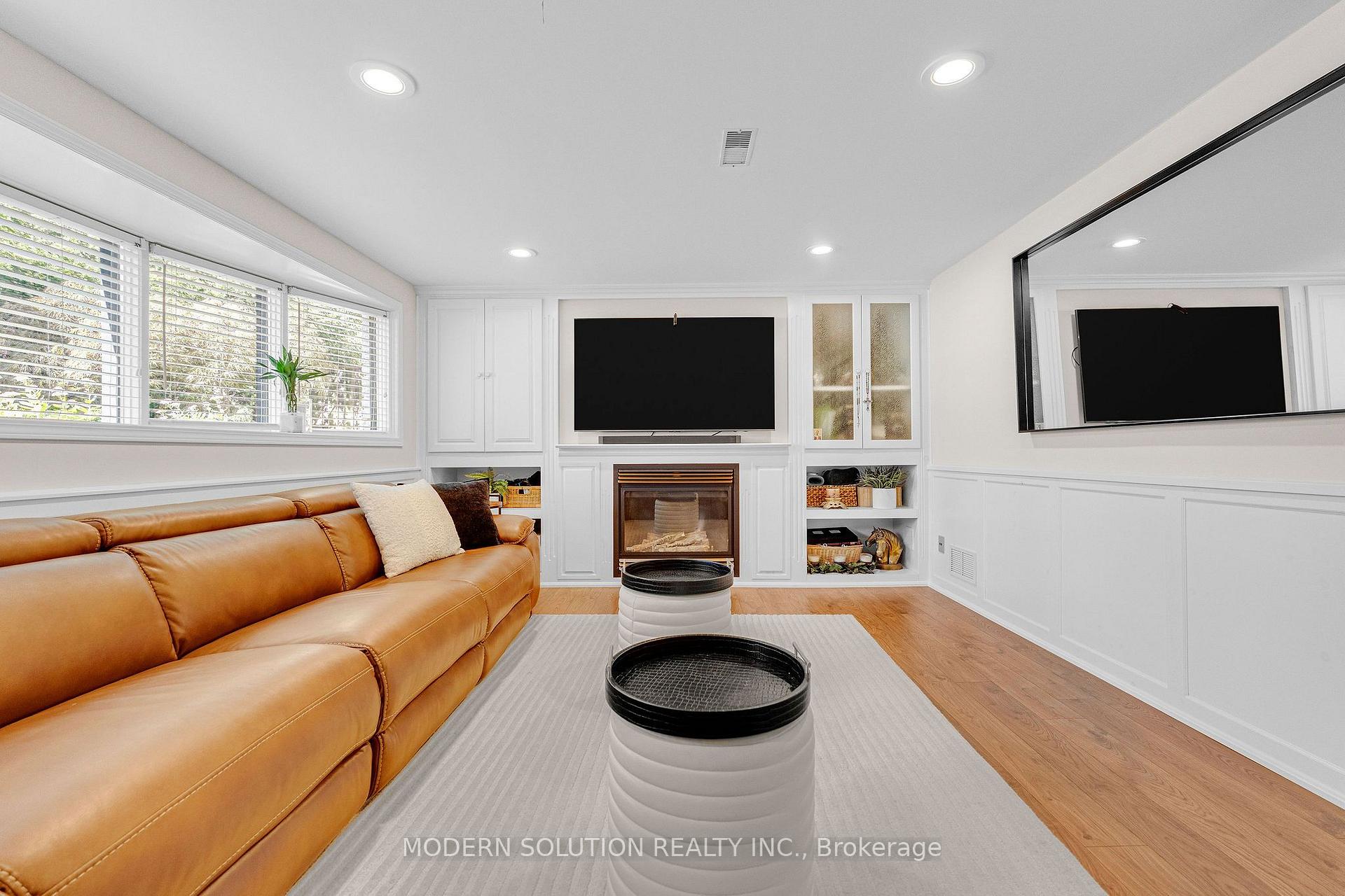 Photo 28 of 2250 Dunedin Road, Oakville, Ford — HOMEH