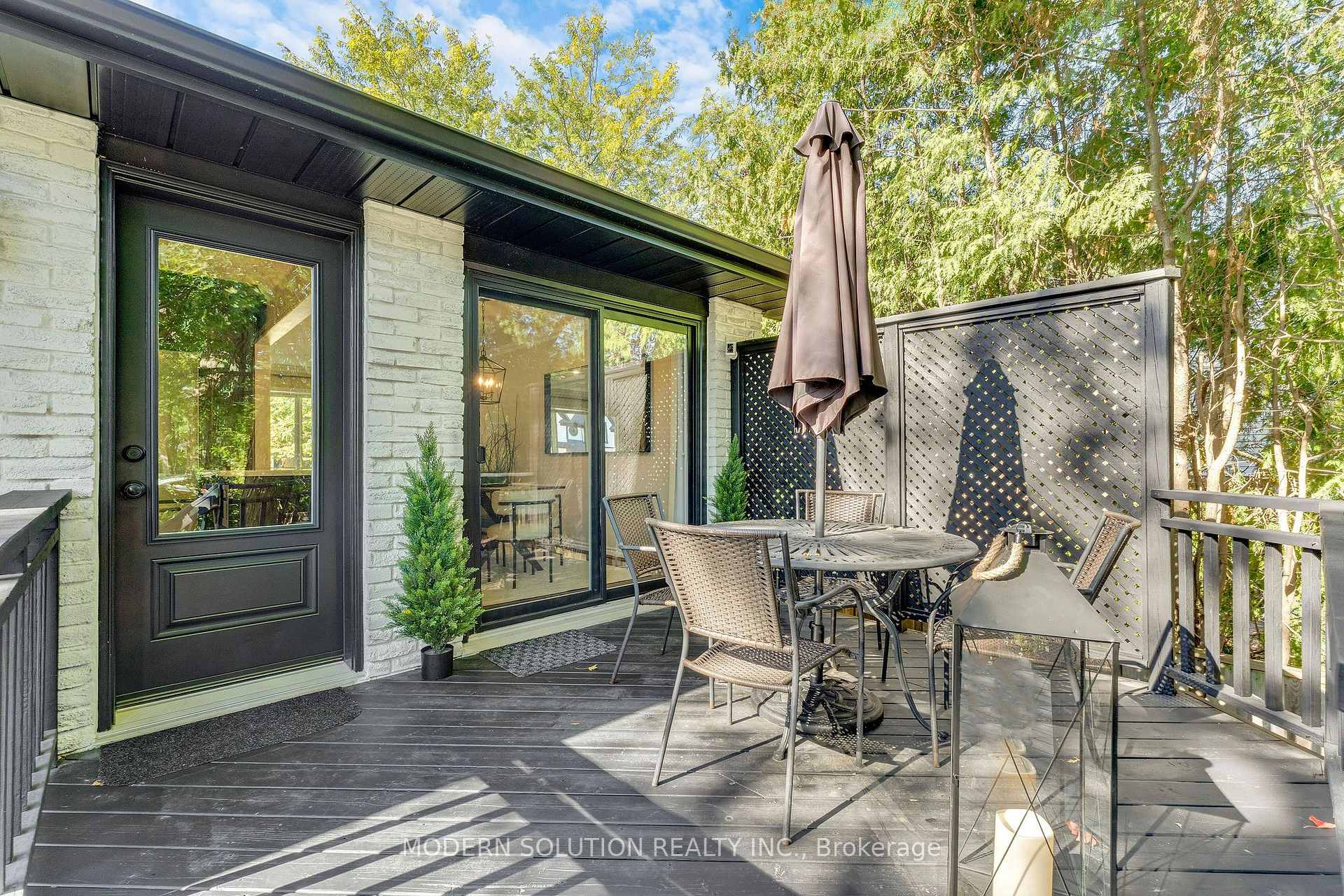 Photo 37 of 2250 Dunedin Road, Oakville, Ford — HOMEH