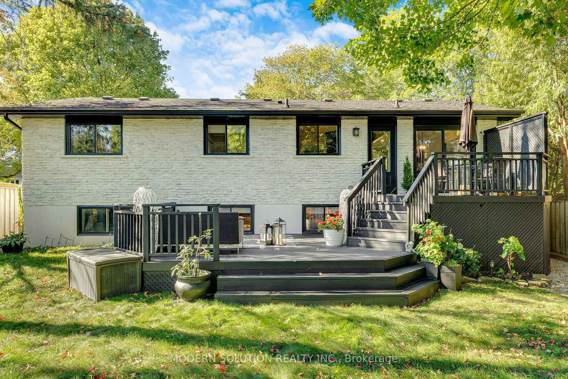 Photo 39 of 2250 Dunedin Road, Oakville, Ford — HOMEH