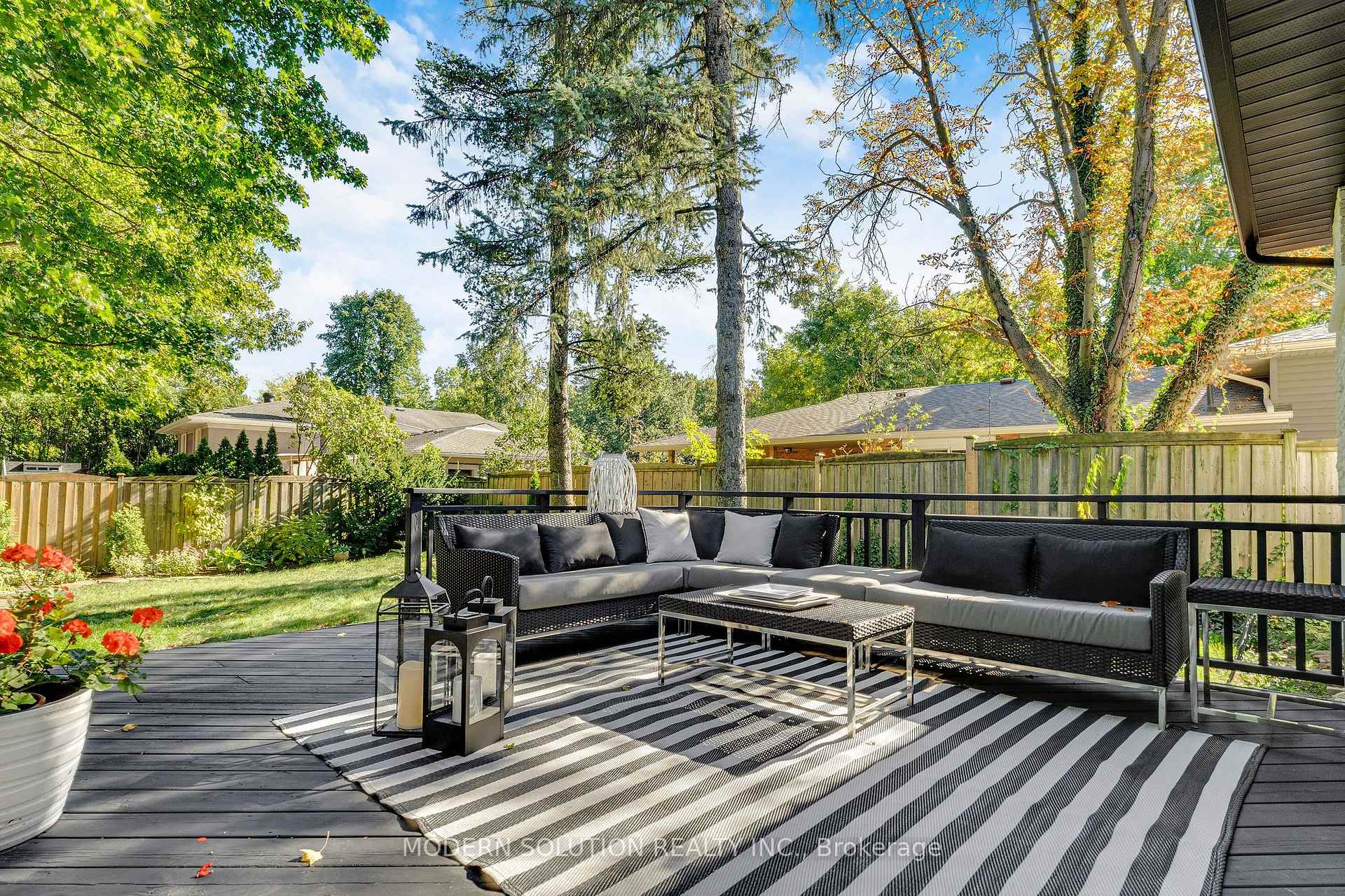 Photo 41 of 2250 Dunedin Road, Oakville, Ford — HOMEH