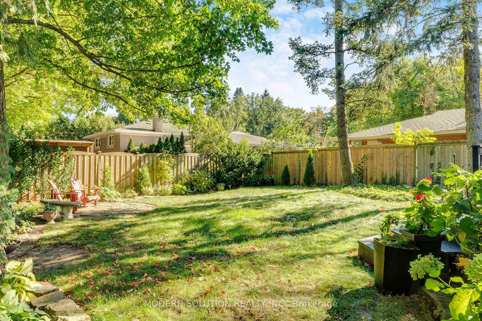 Photo 43 of 2250 Dunedin Road, Oakville, Ford — HOMEH