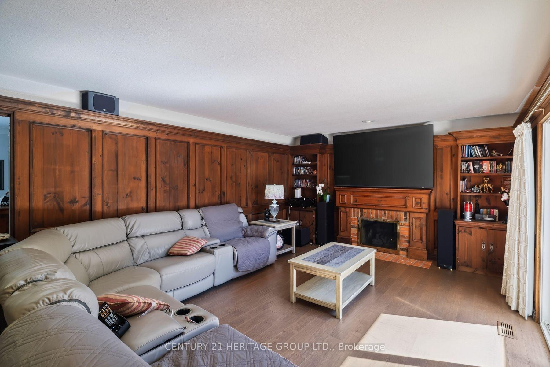 Photo 10 of 4 Highland Drive, Brant, Burford — HOMEH
