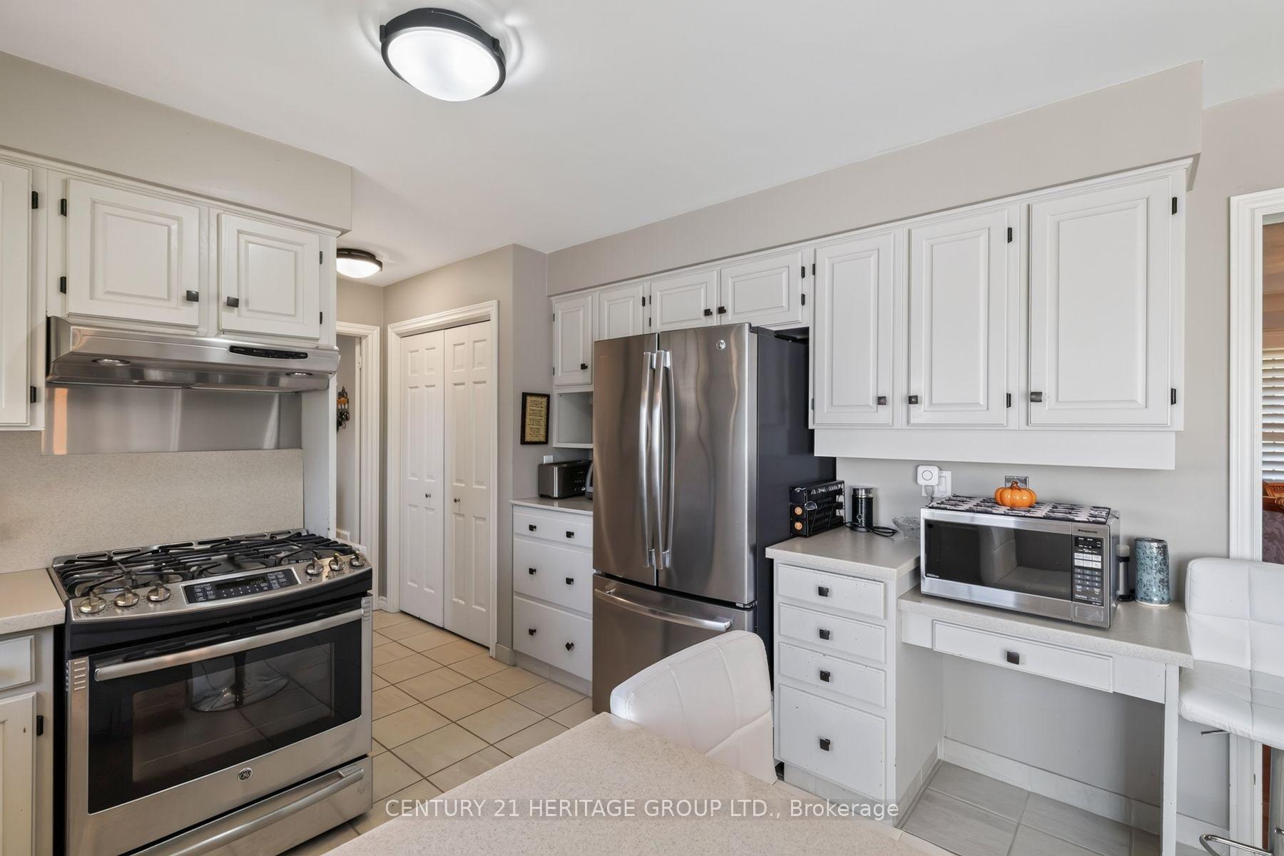 Photo 15 of 4 Highland Drive, Brant, Burford — HOMEH