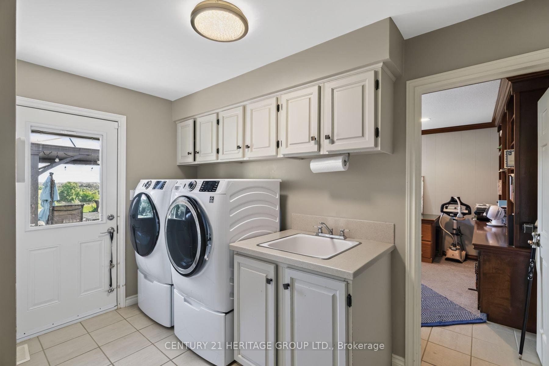 Photo 18 of 4 Highland Drive, Brant, Burford — HOMEH