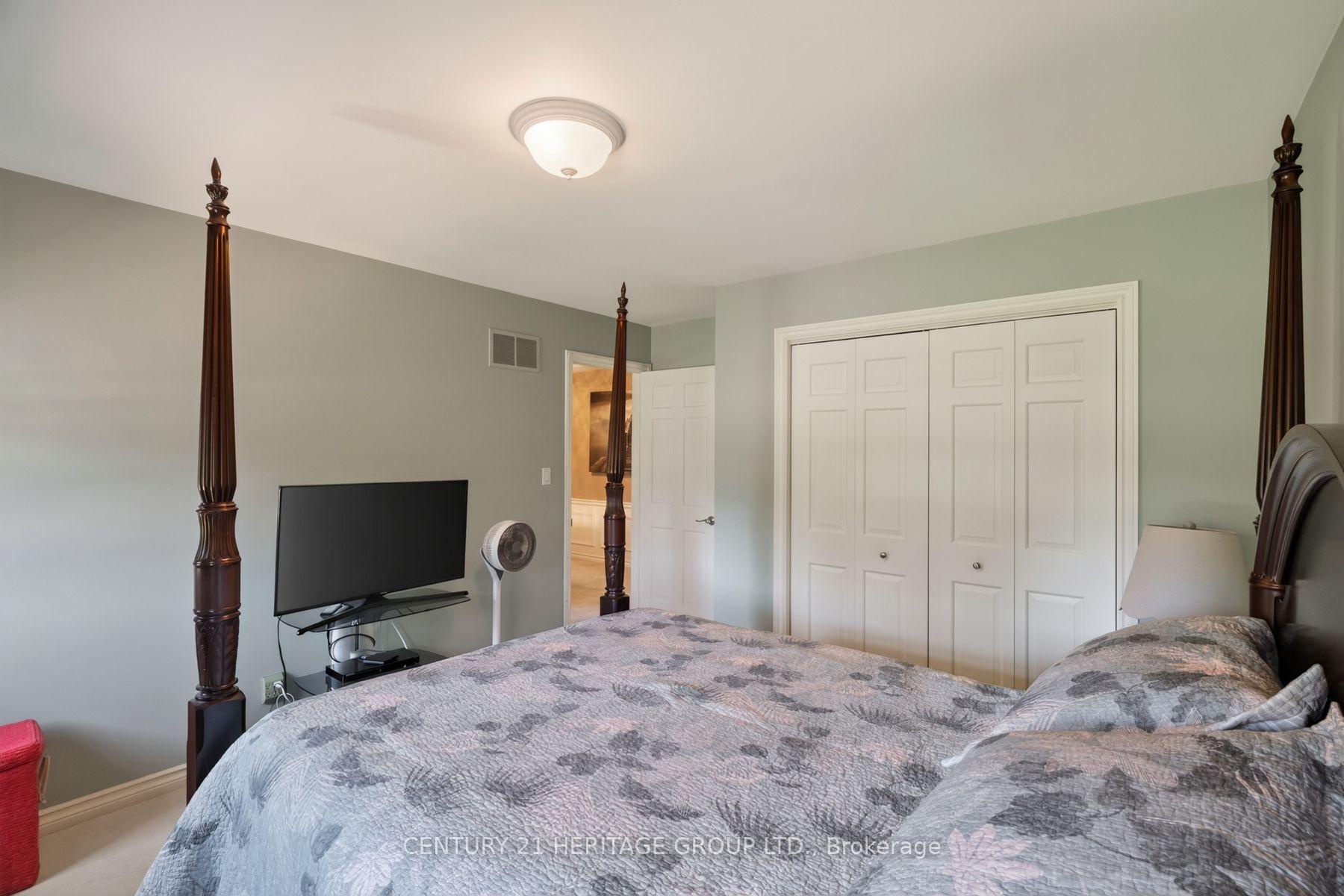 Photo 23 of 4 Highland Drive, Brant, Burford — HOMEH