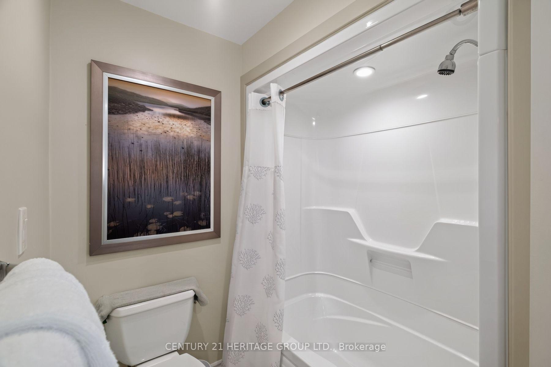 Photo 28 of 4 Highland Drive, Brant, Burford — HOMEH