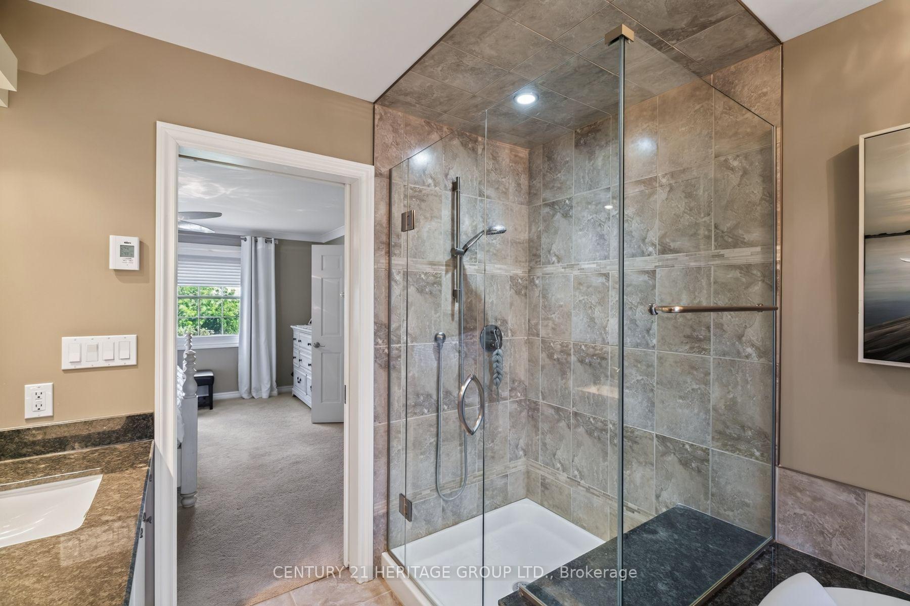 Photo 35 of 4 Highland Drive, Brant, Burford — HOMEH