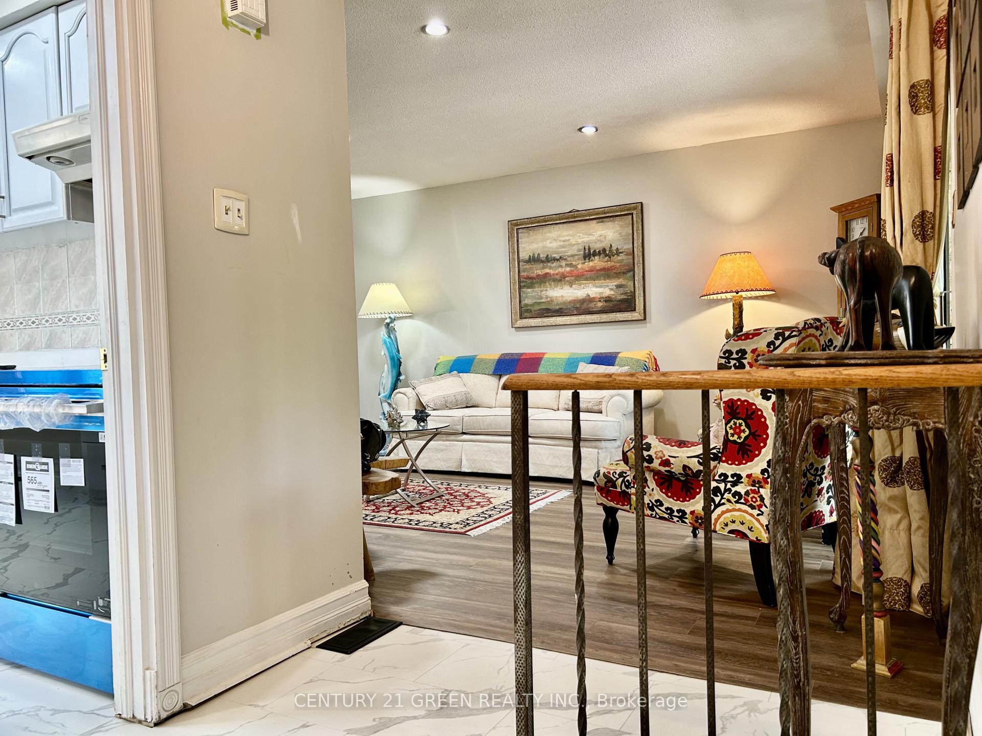 Photo 5 of 4252 Tea Garden Circle, Mississauga, Cooksville — HOMEH