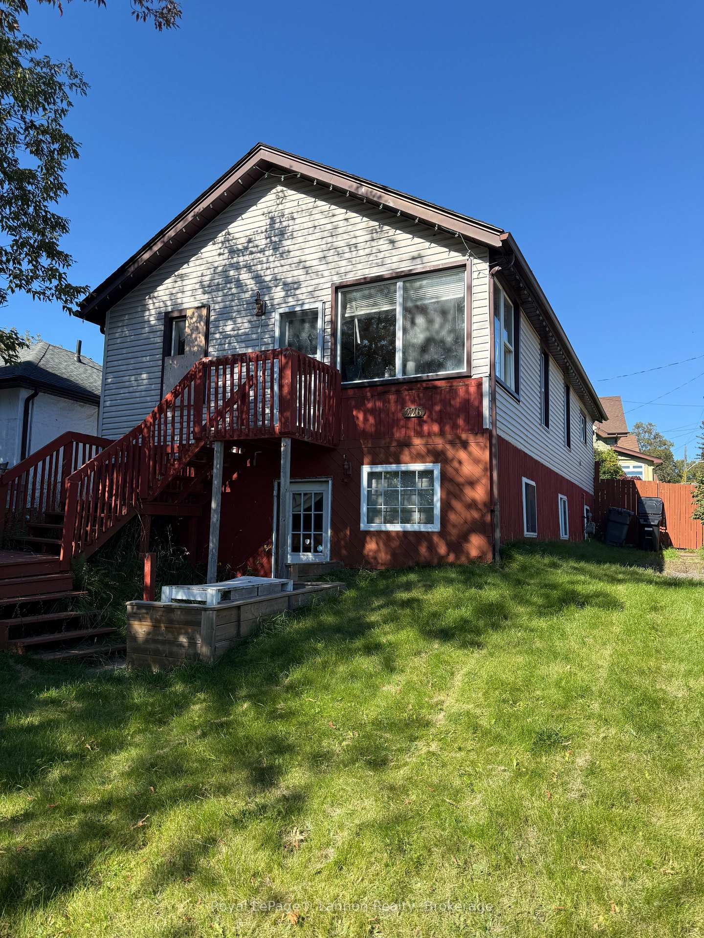 Photo 1 of 226 Algoma Street N, Thunder Bay, Shuniah — HOMEH