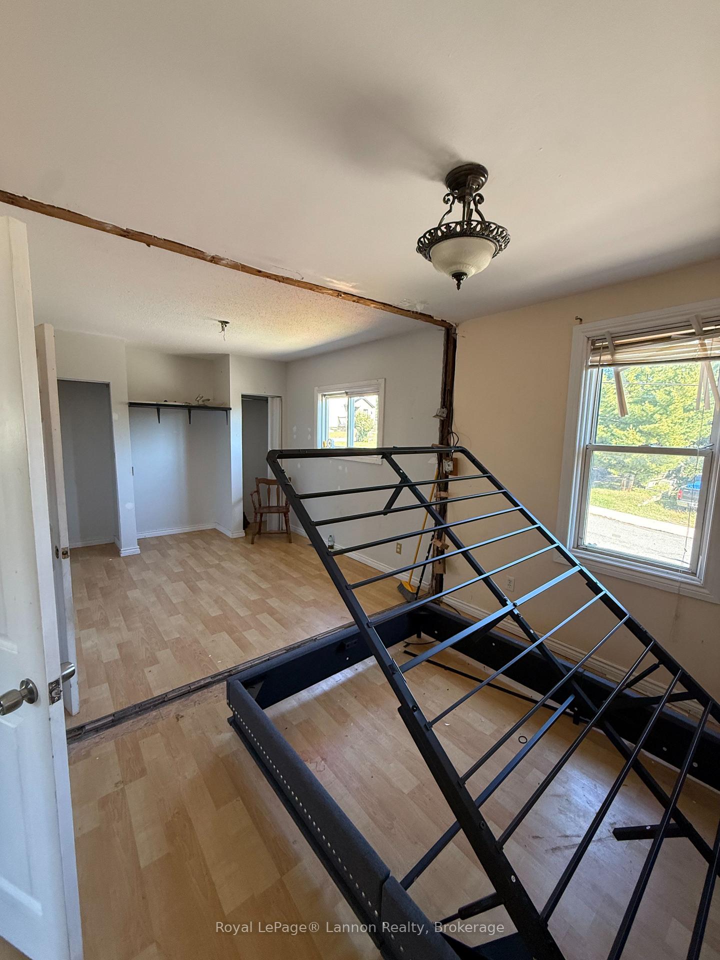 Photo 8 of 226 Algoma Street N, Thunder Bay, Shuniah — HOMEH