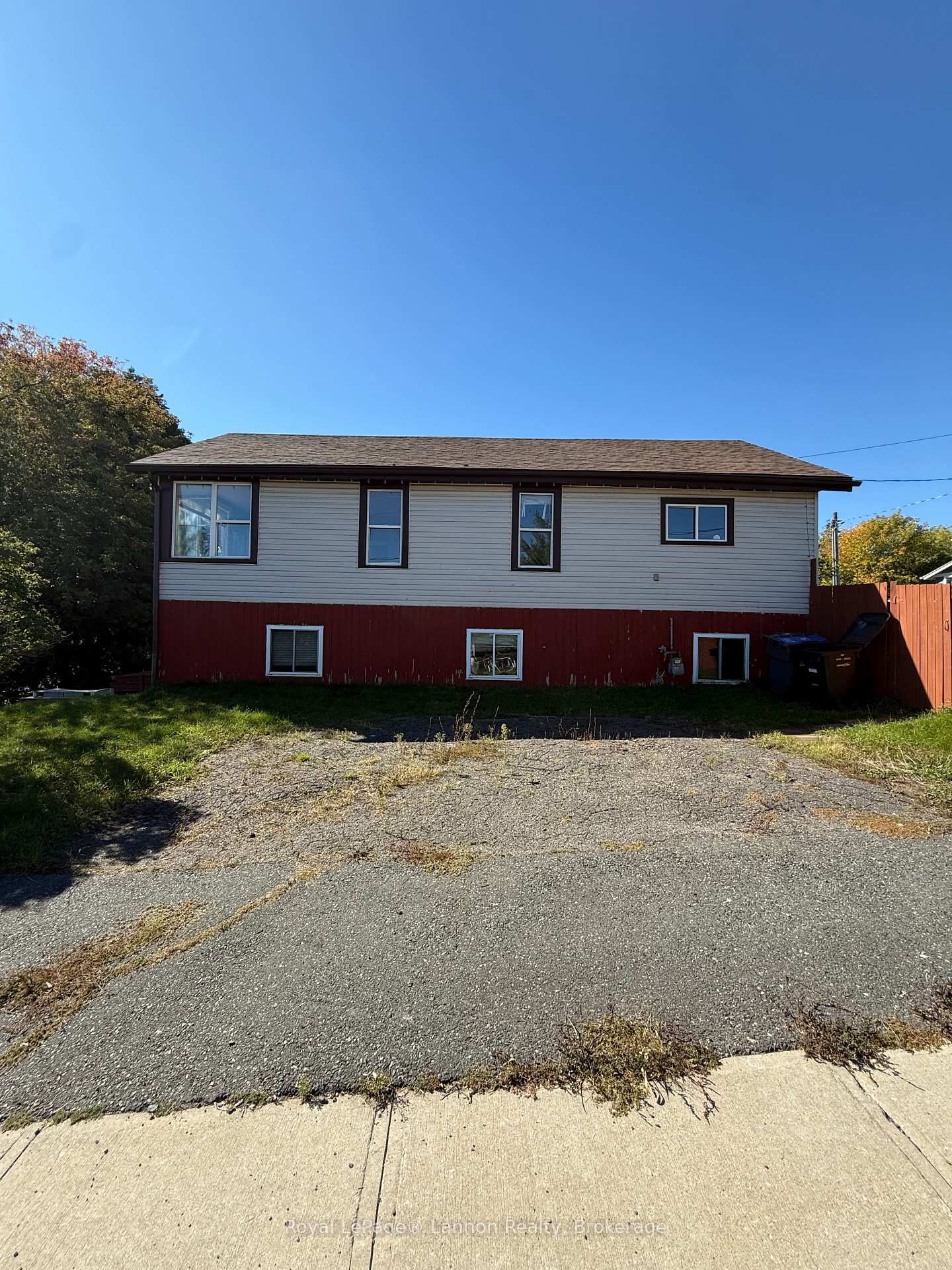 Photo 17 of 226 Algoma Street N, Thunder Bay, Shuniah — HOMEH