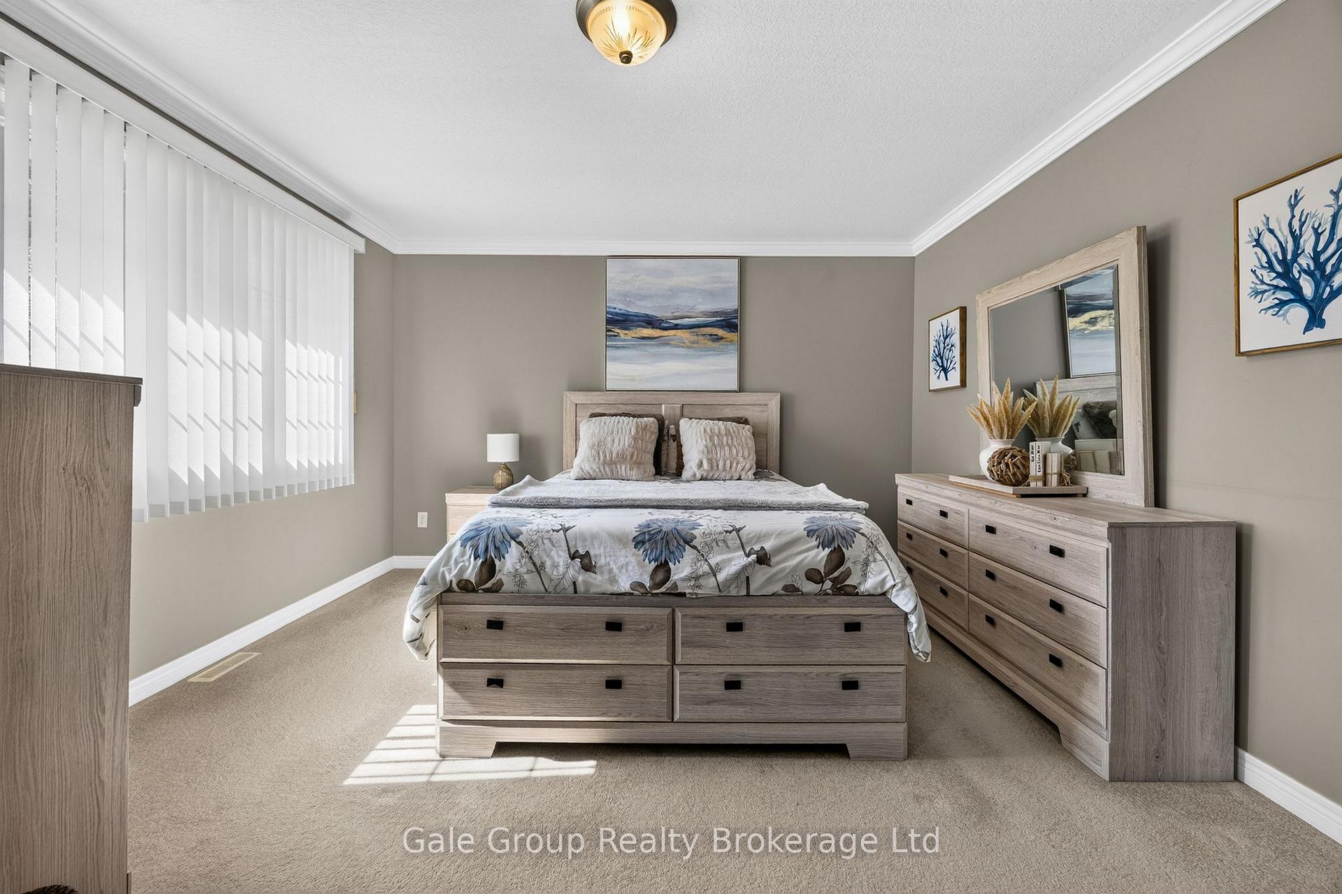 Photo 17 of 115 Burtch Street, Woodstock, Woodstock - South — HOMEH