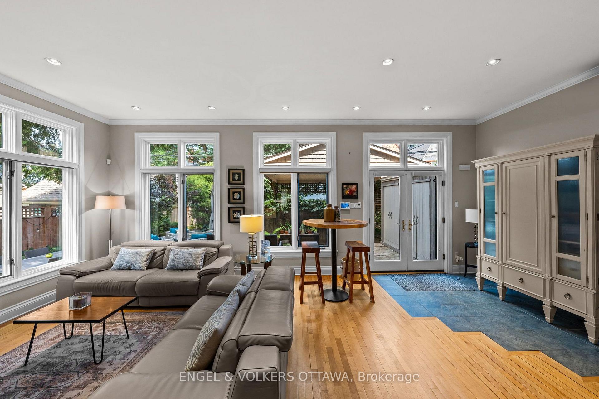 Photo 10 of 17 Oakland Avenue, Ottawa, Glebe — HOMEH