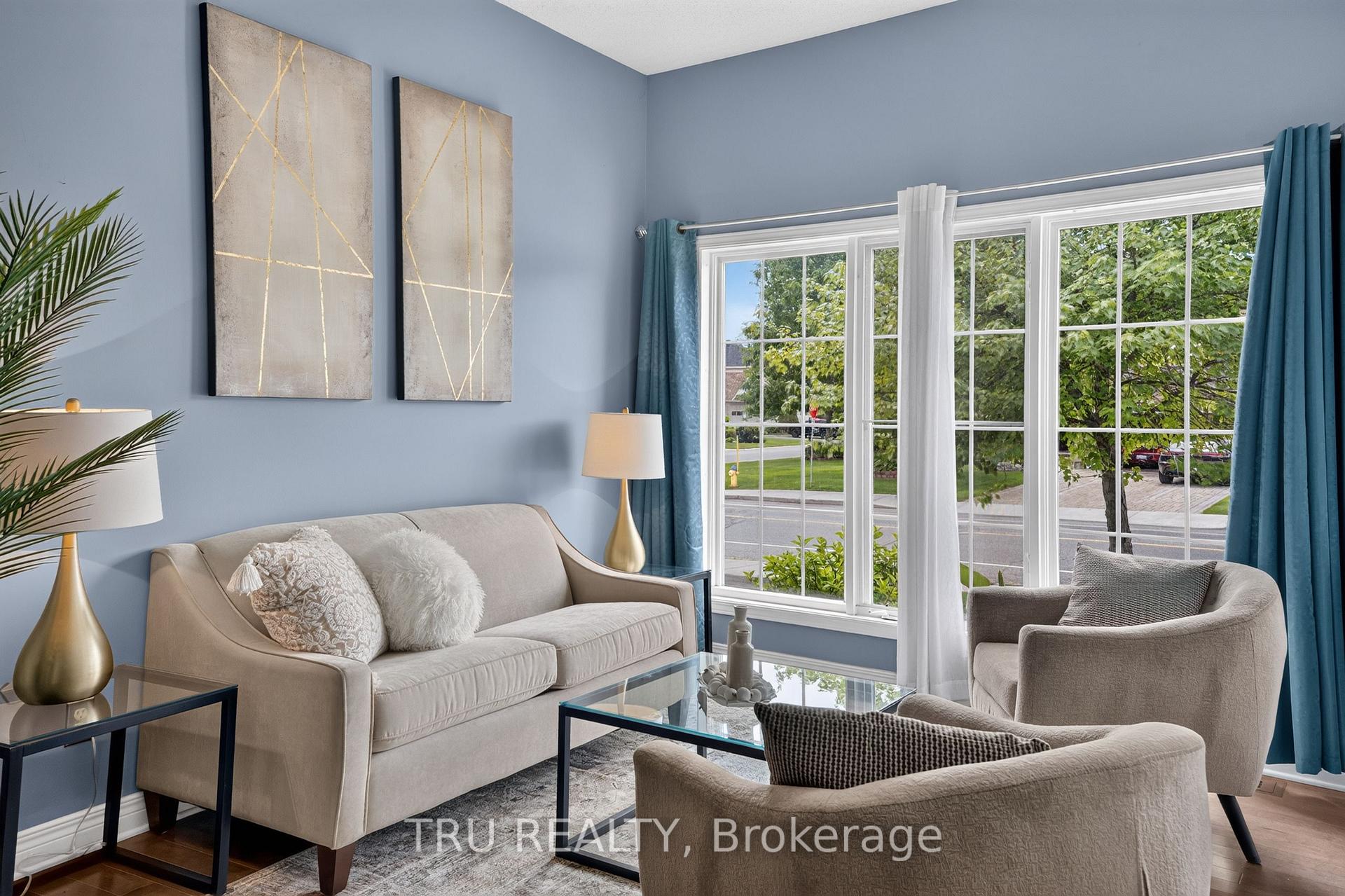 Photo 4 of 57 Golflinks Drive, Ottawa, Barrhaven - Stonebridge — HOMEH