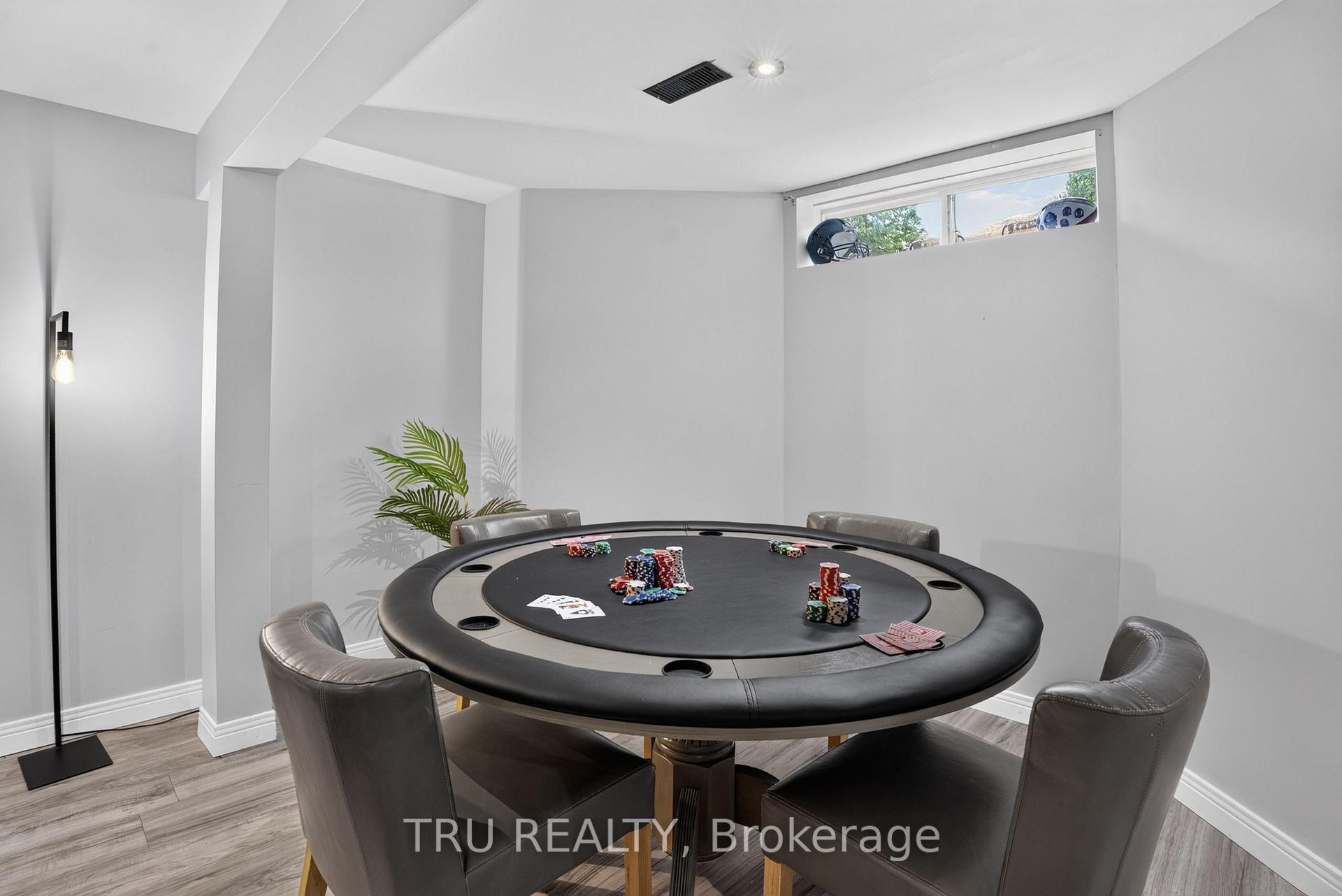 Photo 32 of 57 Golflinks Drive, Ottawa, Barrhaven - Stonebridge — HOMEH