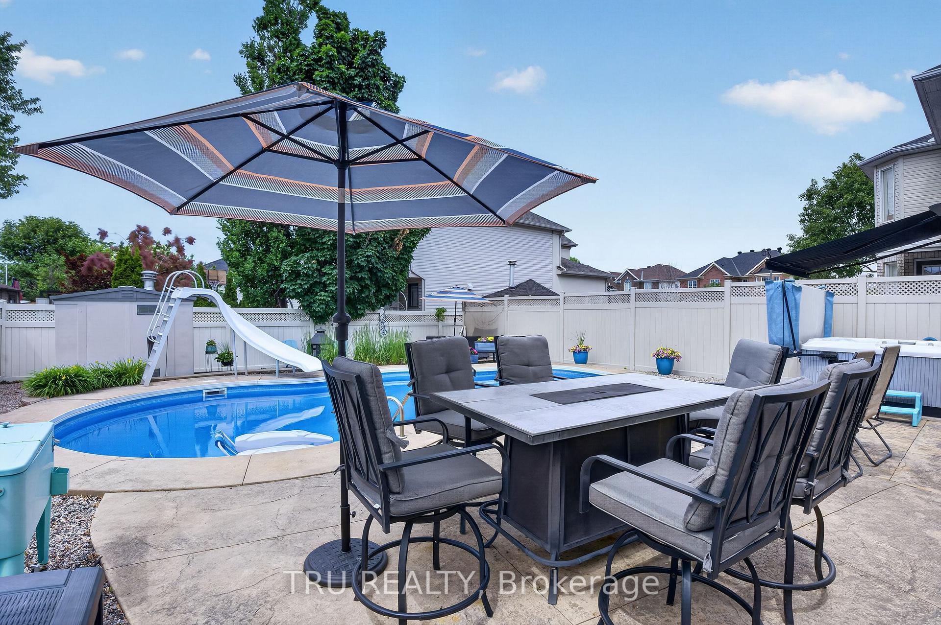 Photo 38 of 57 Golflinks Drive, Ottawa, Barrhaven - Stonebridge — HOMEH